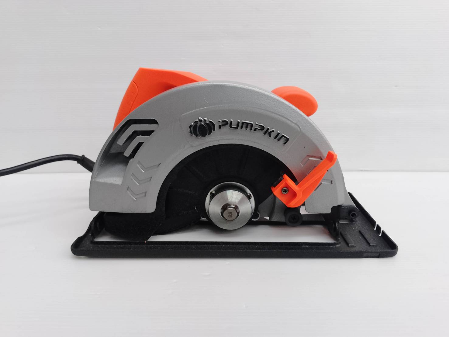 เครื่องเลื่อยวงเดือน7″ J-C5812 PUMPKIN 50146