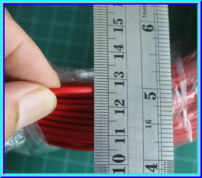 1x สายไฟสีแดงแบบอ่อน ขนาด 1x0.5 ตร.มม.(Cable)
