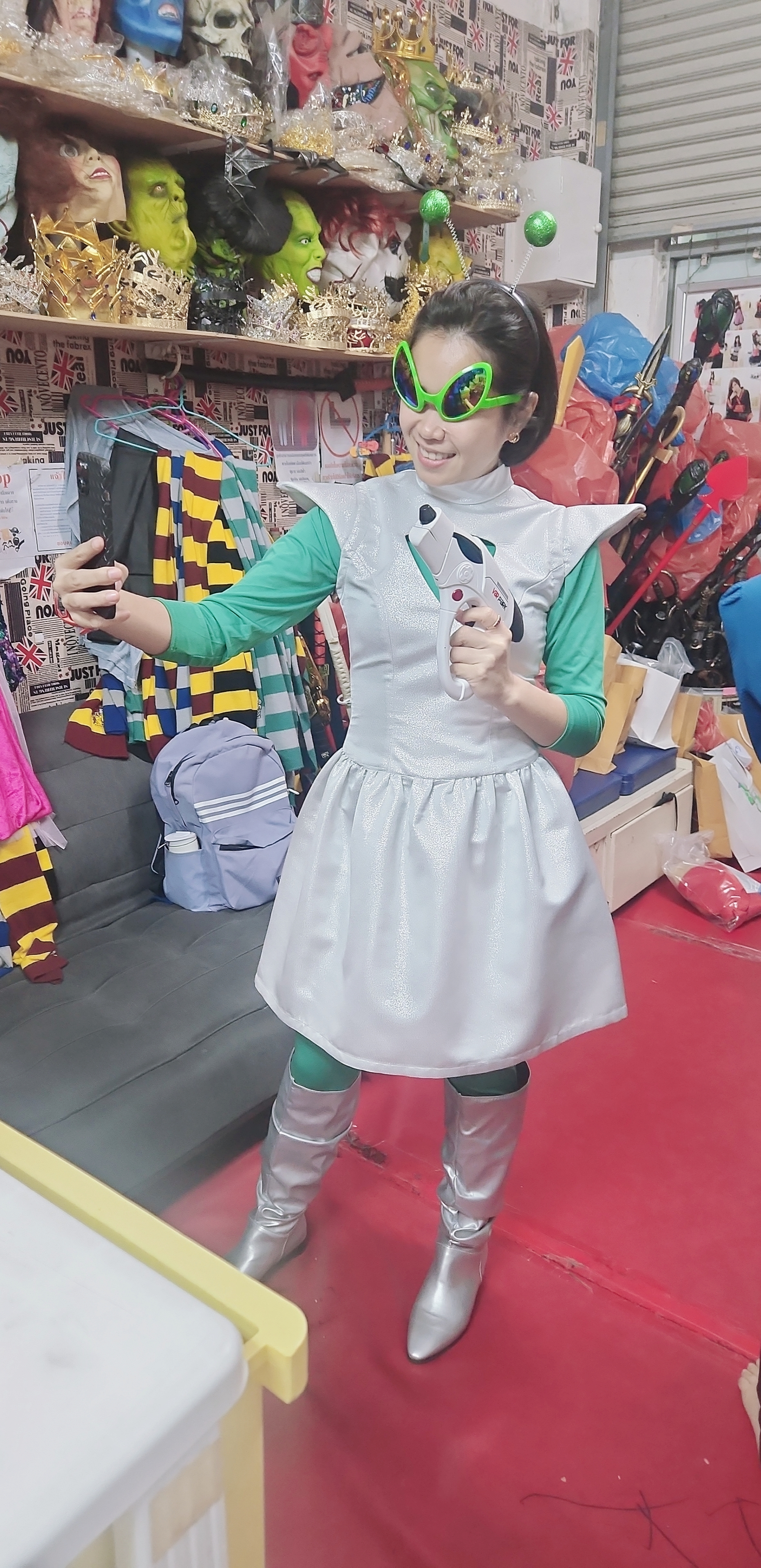 ชุดเอเลี่ยนหญิง / ชุดมนุษย์ต่างดาวหญิง / ชุดอวกาศหญิง