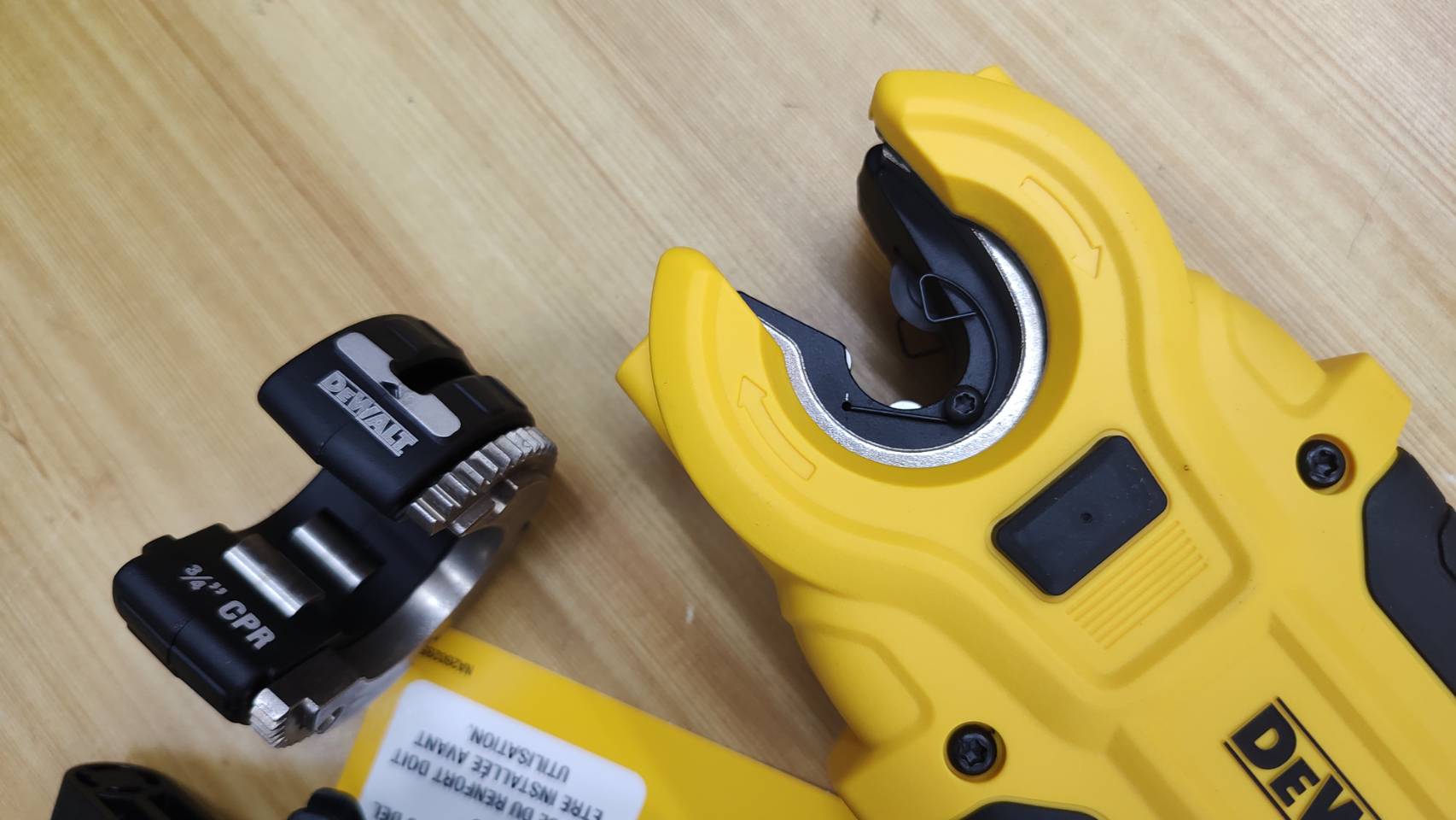 DEWALT อุปกรณ์เสริมสำหรับแปลงเป็นเครื่องตัดท่อทองแดง DWACPRIR