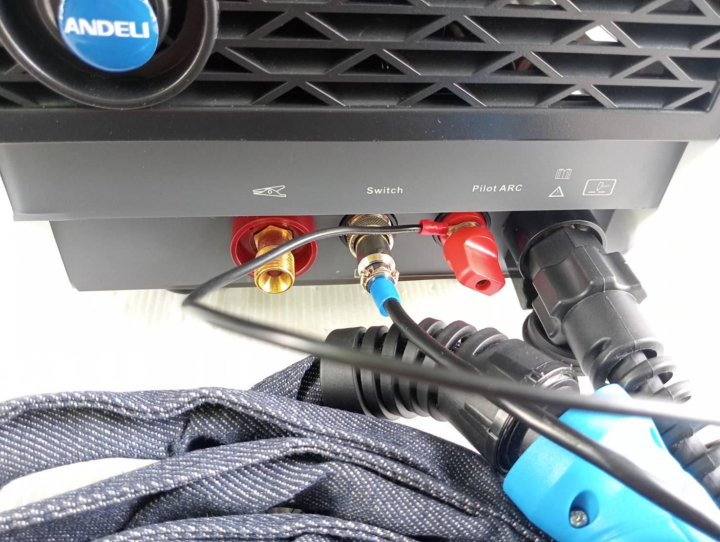 เครื่องตัดพลาสม่า CUT-55D AIR ANDELI (มีปั้มลมในตัว)