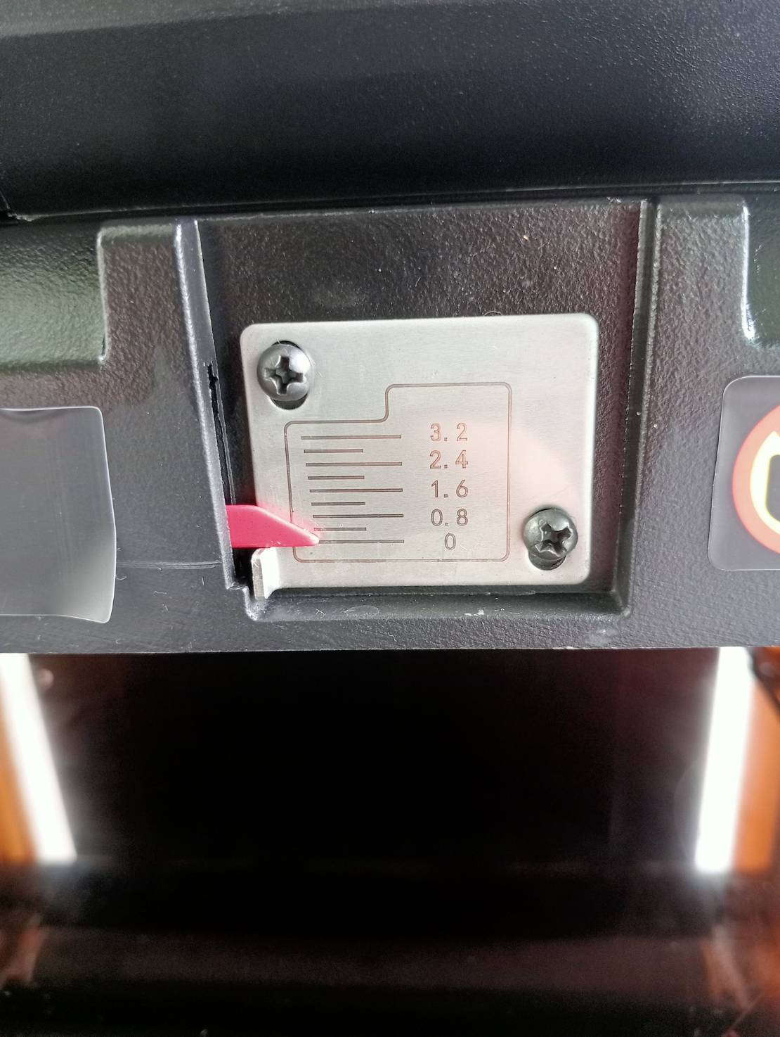 STANLEY เครื่องรีดไม้ไฟฟ้า 12 นิ้ว STP18-B1 (1800 วัตต์) รับประกันศูนย์ 2 ปี