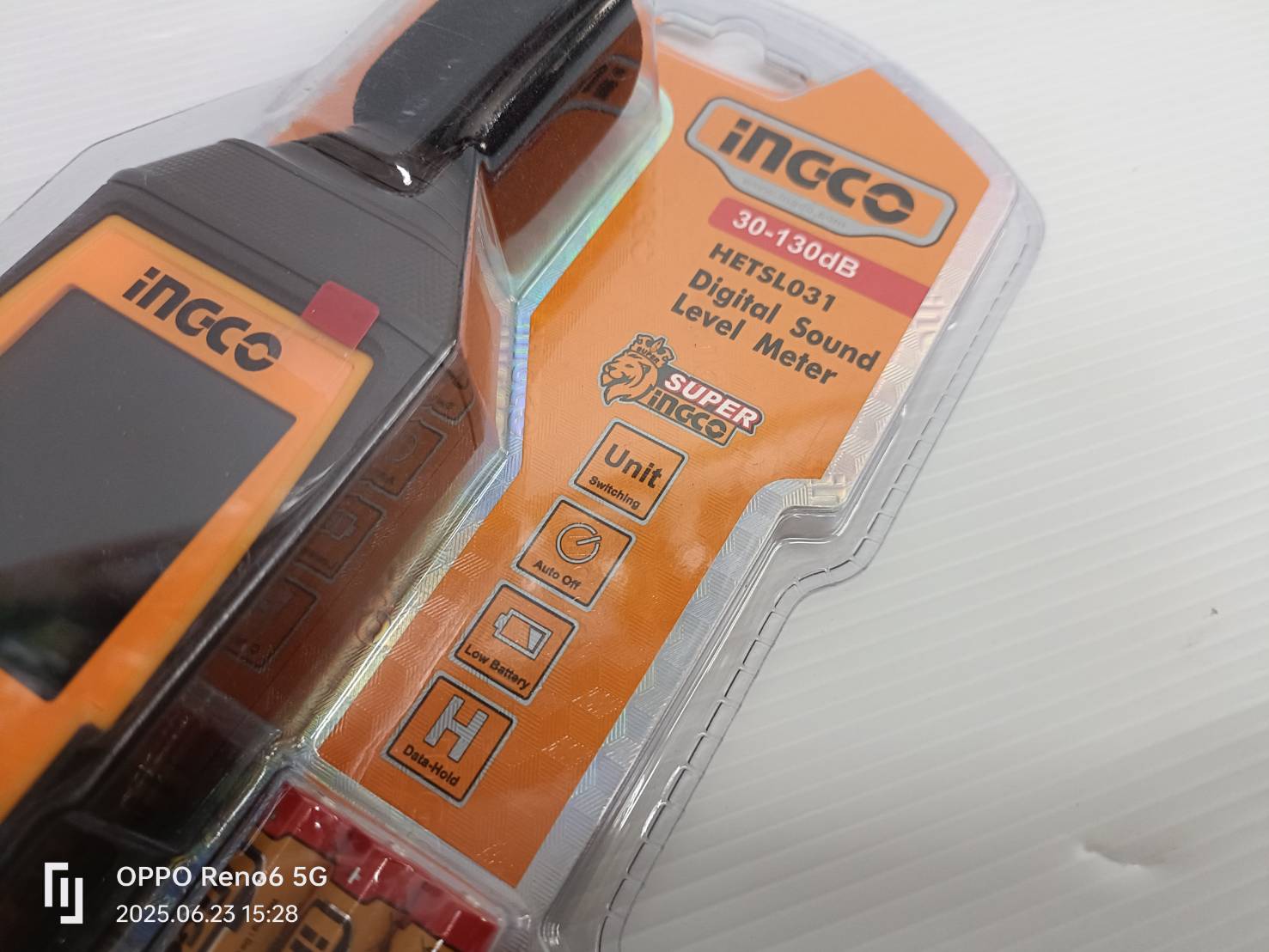 INGCO เครื่องวัดระดับเสียงดิจิตอล รุ่น HETSL031 ช่วงการวัด 30-130 dB จอแสดงผลแบบ LCD Black light