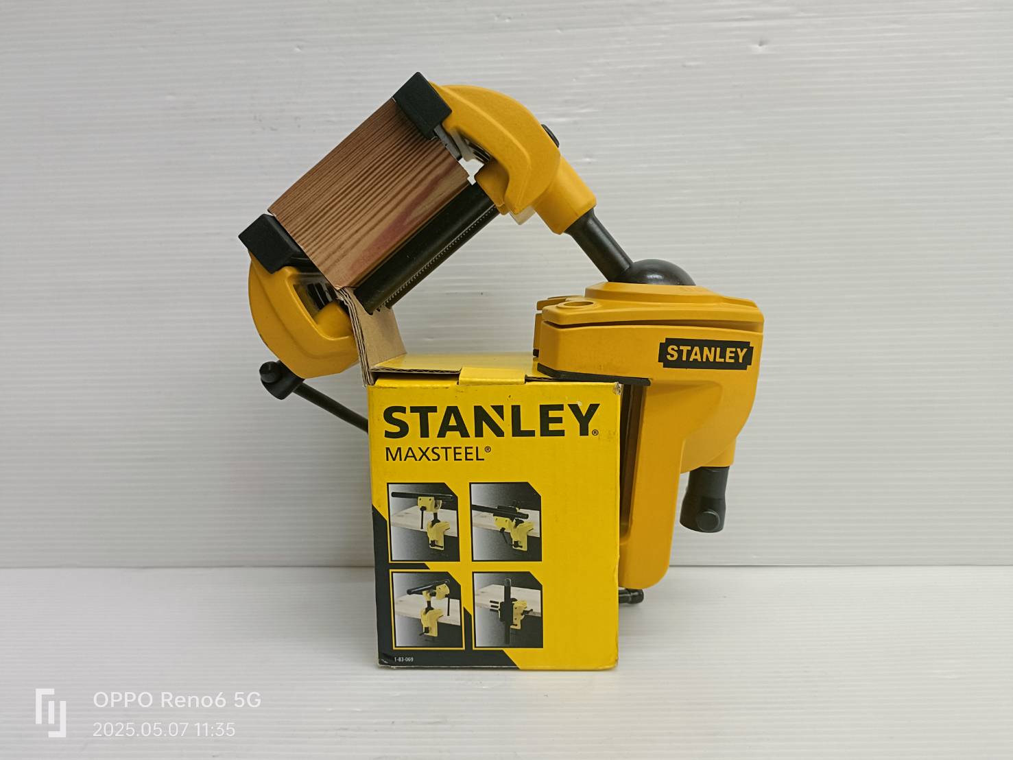 STANLEY ปากกาจับชิ้นงาน 3" แบบชุดคู่ หมุนได้360องศา รุ่น 1-83-069