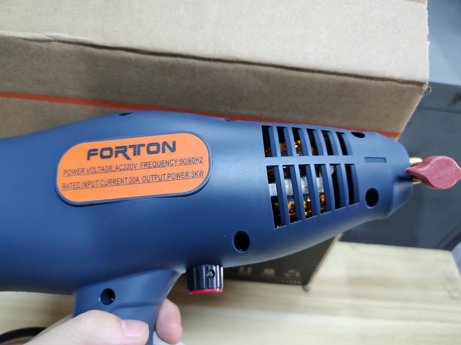 ปืนเชื่อมไฟฟ้า MMA-220 Ultra FORTON