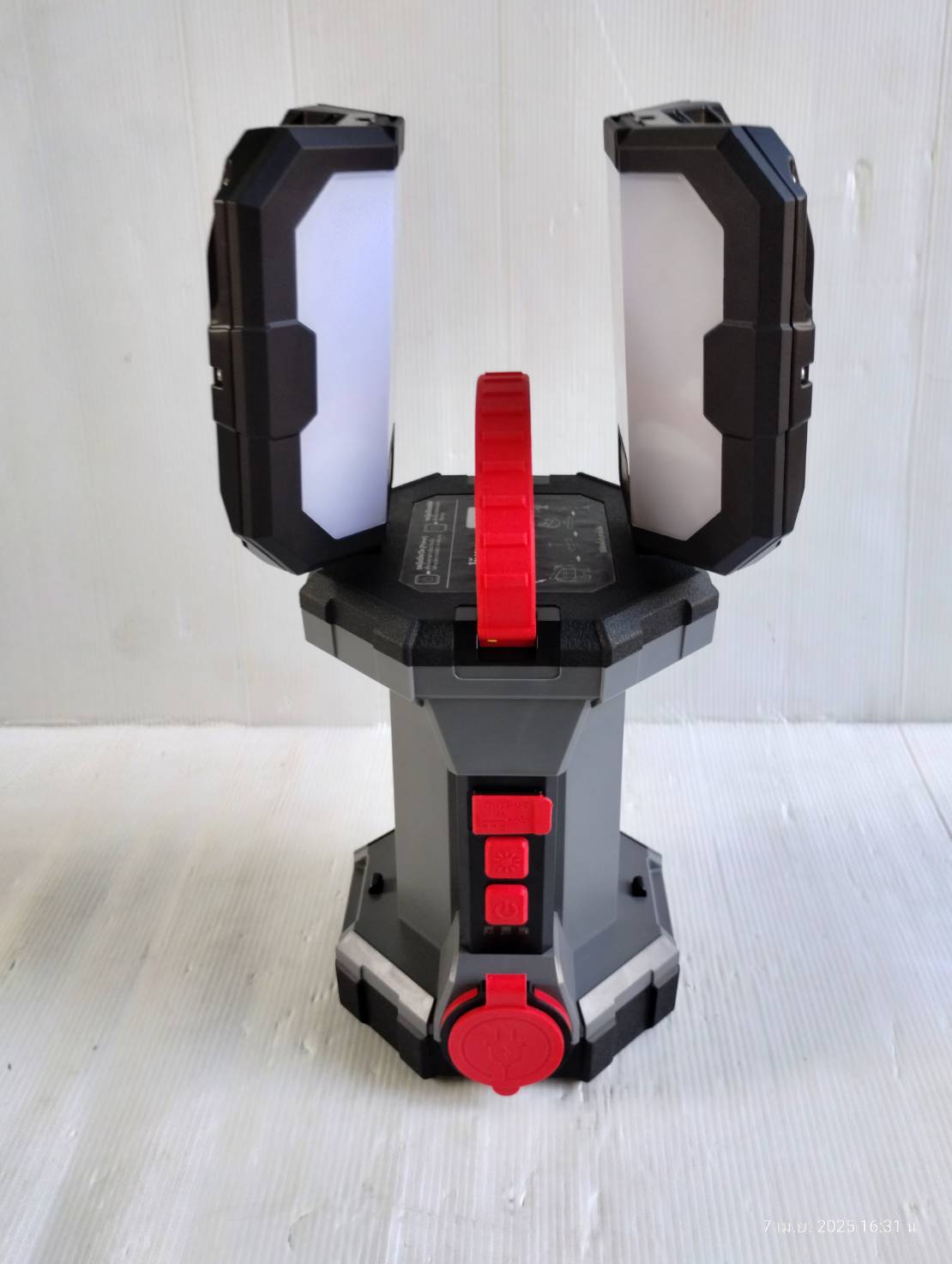 OSUKA ไฟส่องพื้นที่ 3 ขา LED 20V 2in1 OCL316-N (ตัวเปล่าพร้อมขาตั้ง)