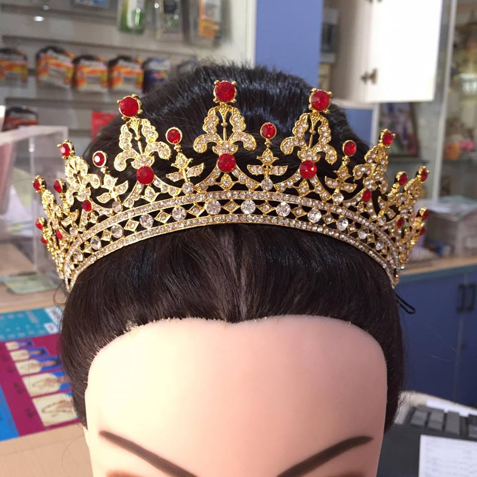 (พร้อมส่ง) เทียร่า 016 แดง มงกุฎนางงาม มงกุฎเจ้าหญิง งานสวย ปราณีต QCเพชรทุกเม็ด สินค้าพร้อมส่งจากไทย