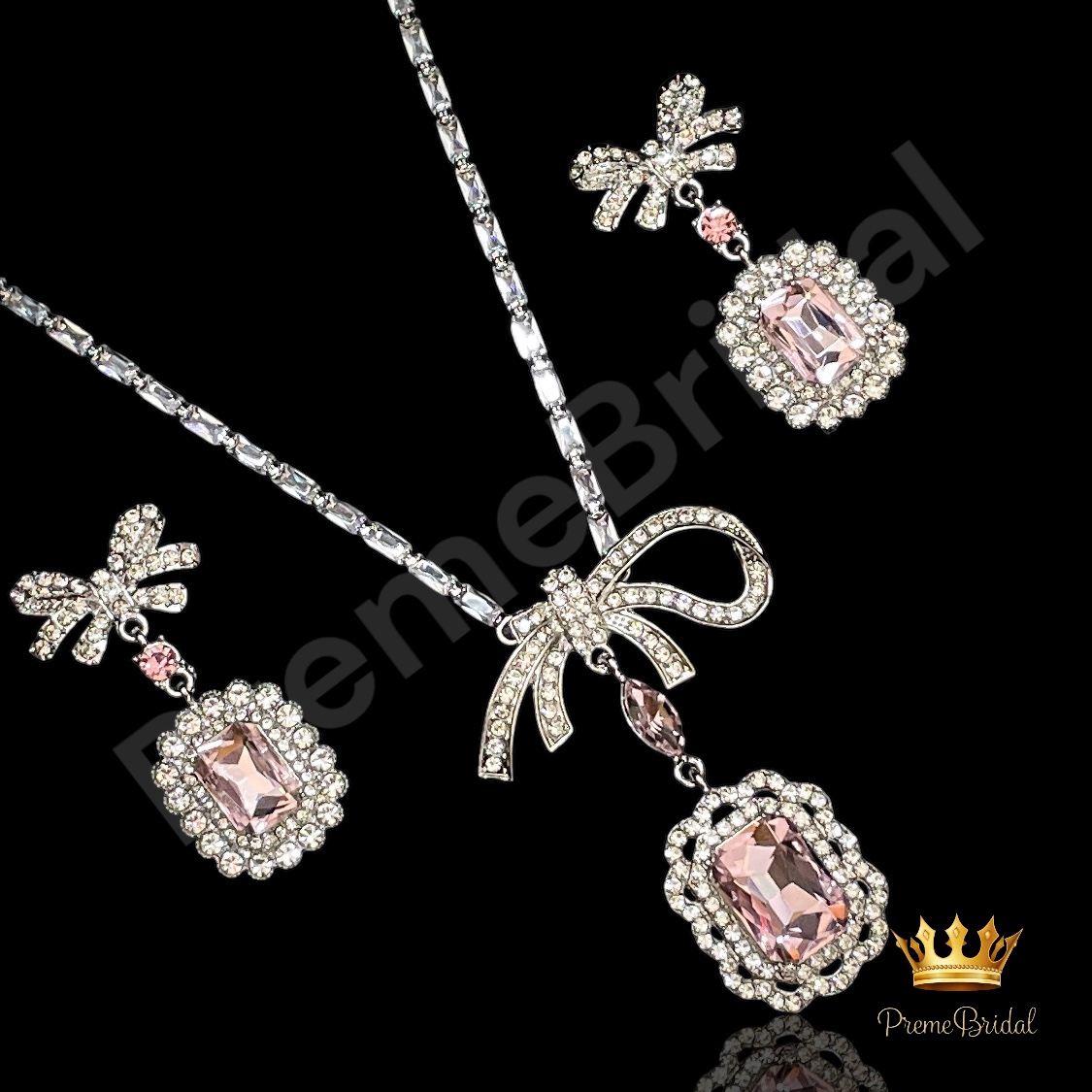 (พร้อมส่ง) สร้อยคอเพชร+ต่างหูแบบเข็ม 015 ใส่ออกงาน สวยหรูดูแพง โบว์สีชมพูหวานมาก