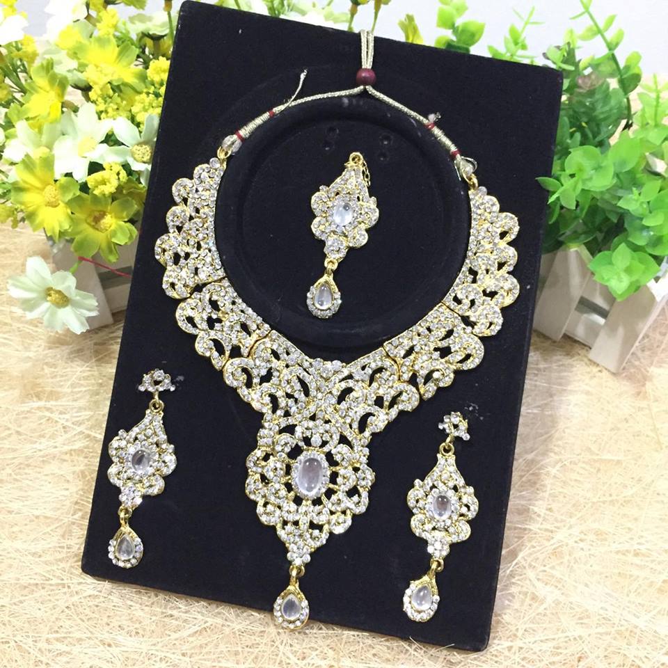 (พร้อมส่ง) เครื่องประดับอินเดีย 004 สีทอง