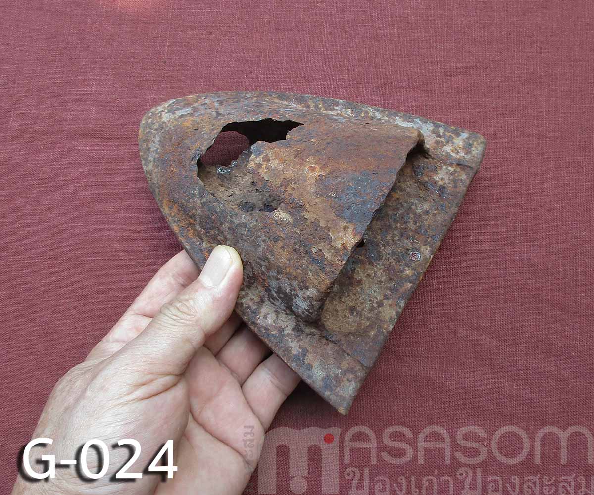 ผานไถโบราณอายุนับร้อยปี