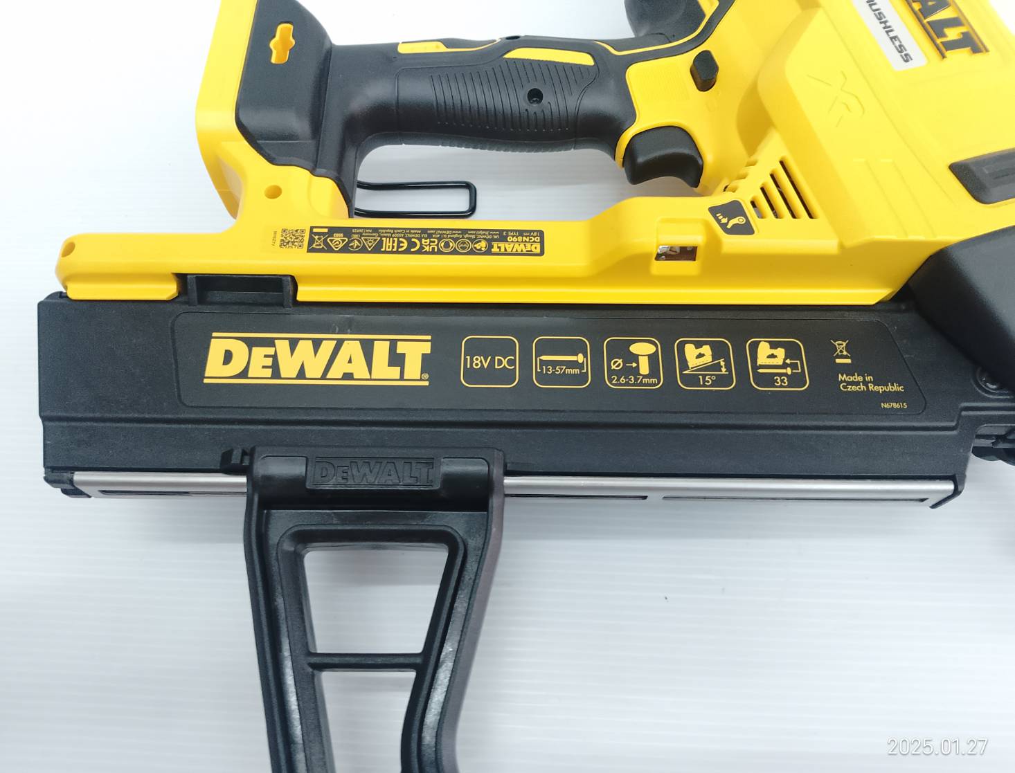 เครื่องยิงปืนลมไร้สาย20V DCN890N-XJ DEWALT