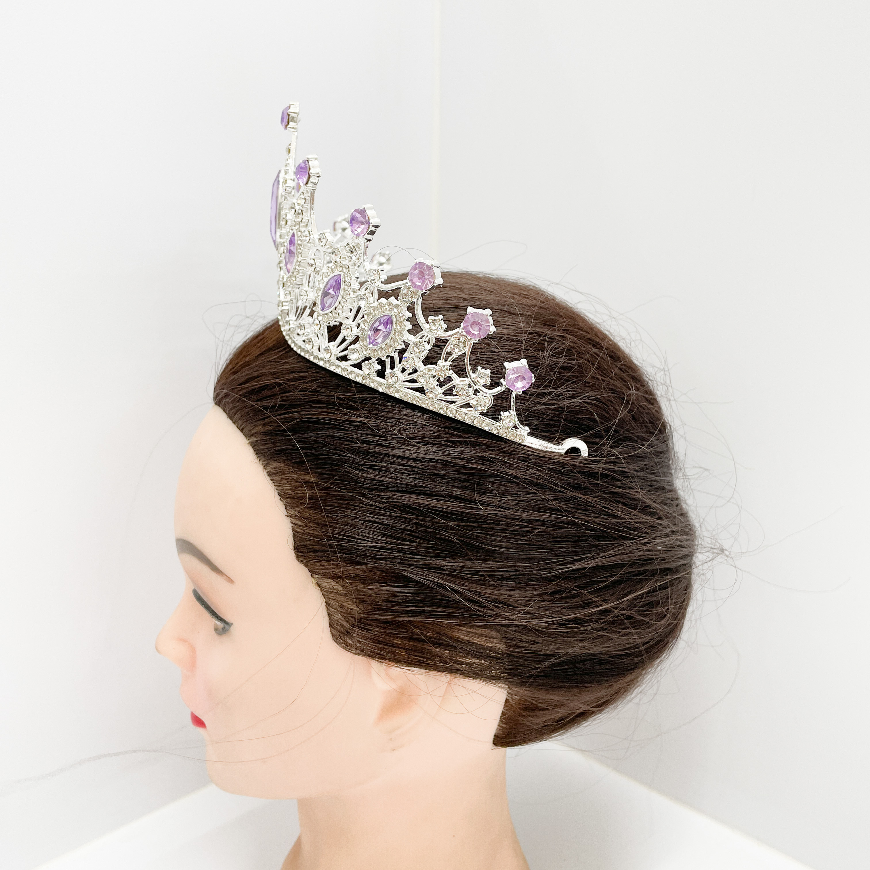 (พร้อมส่ง) เทียร่า 303 สีม่วง มงกุฎนางงาม งานสวย ปราณีต QCเพชรทุกเม็ด สินค้าพร้อมส่งจากไทย