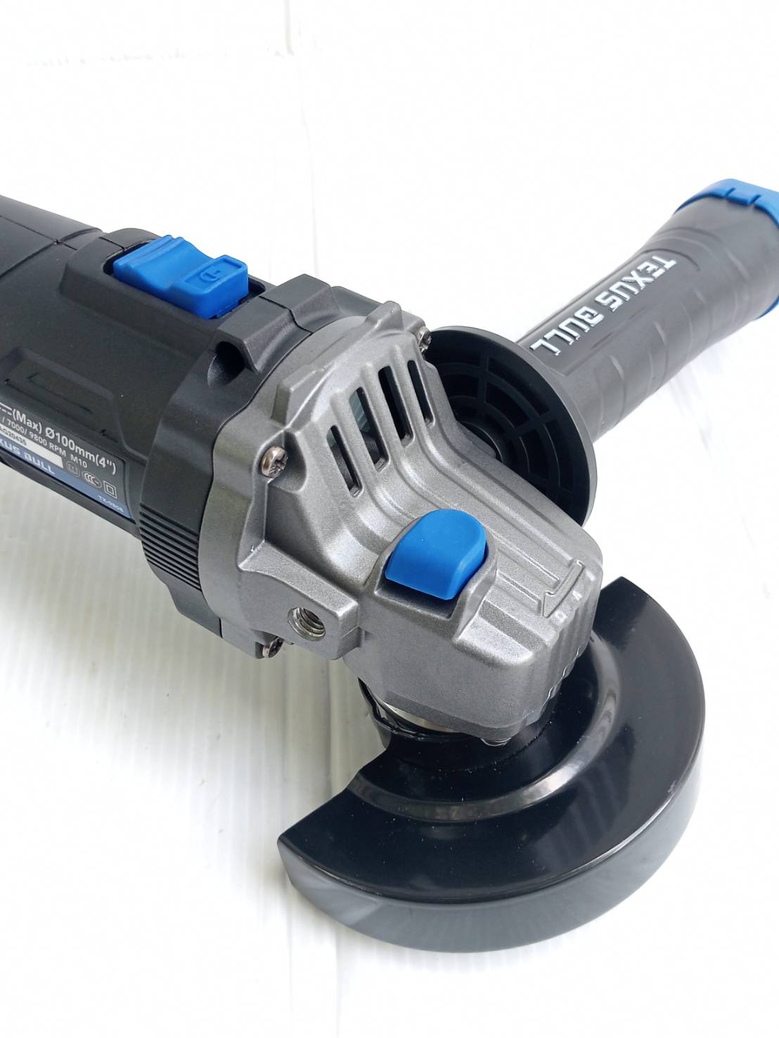 TEXUS BULL รุ่น TX-8241 ชุดสว่านกระแทกและเจียรมือไร้สาย 20V. พร้อมแบตเตอรี่ x4.0/6.0Ah