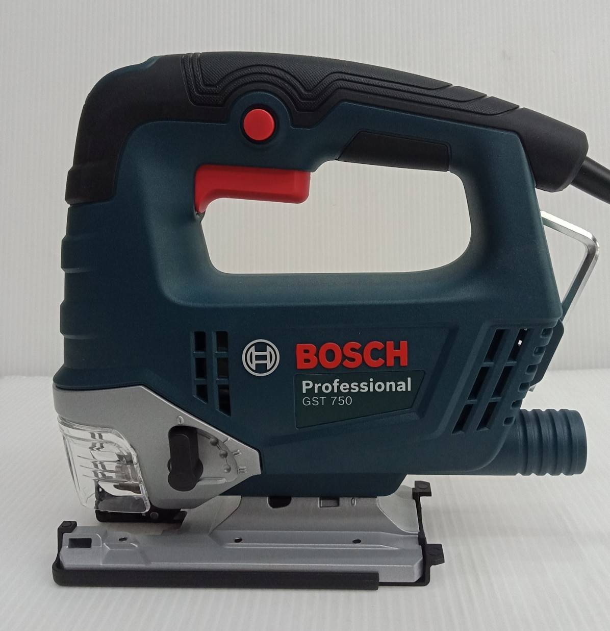 จิกซอ GST750 BOSCH