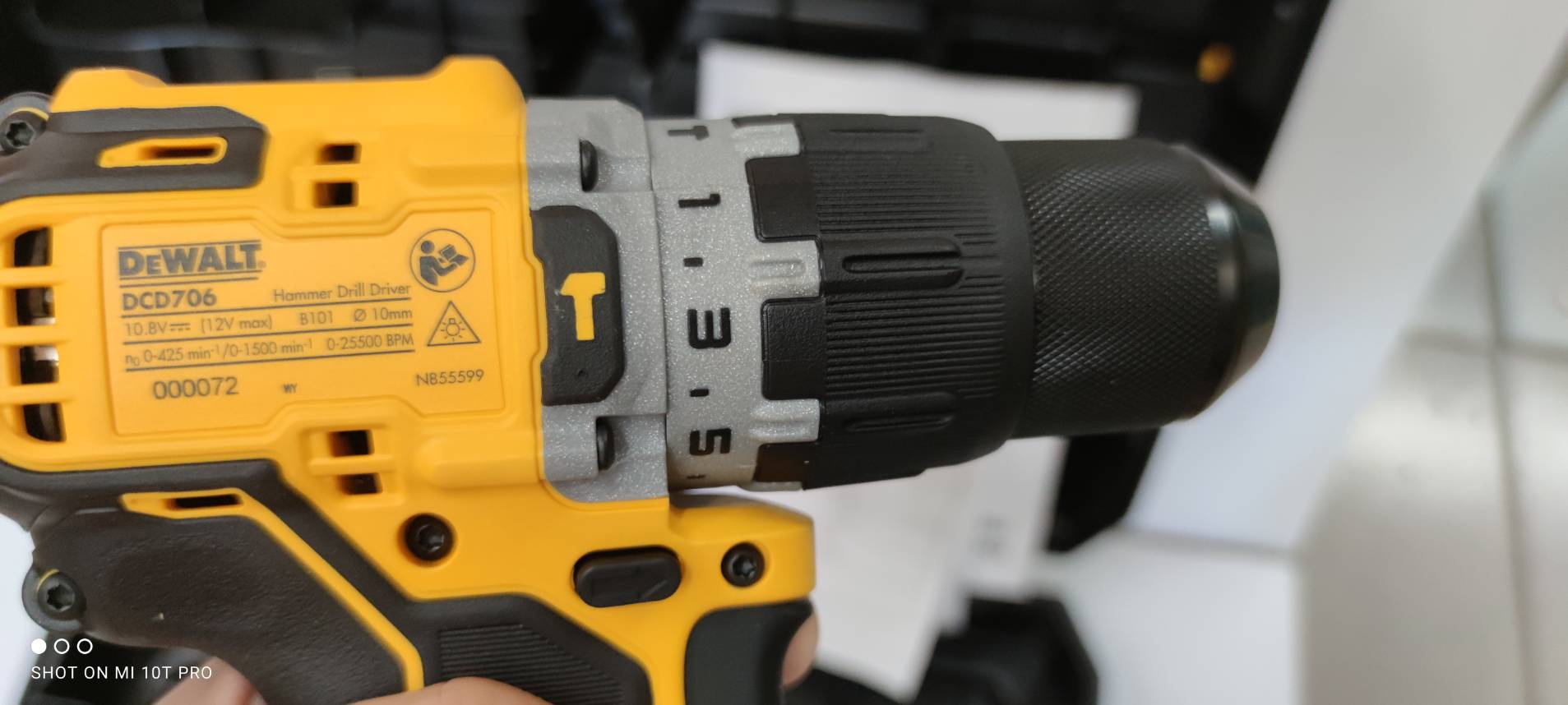 สว่านกระแทก12V DCD706D2 DEWALT