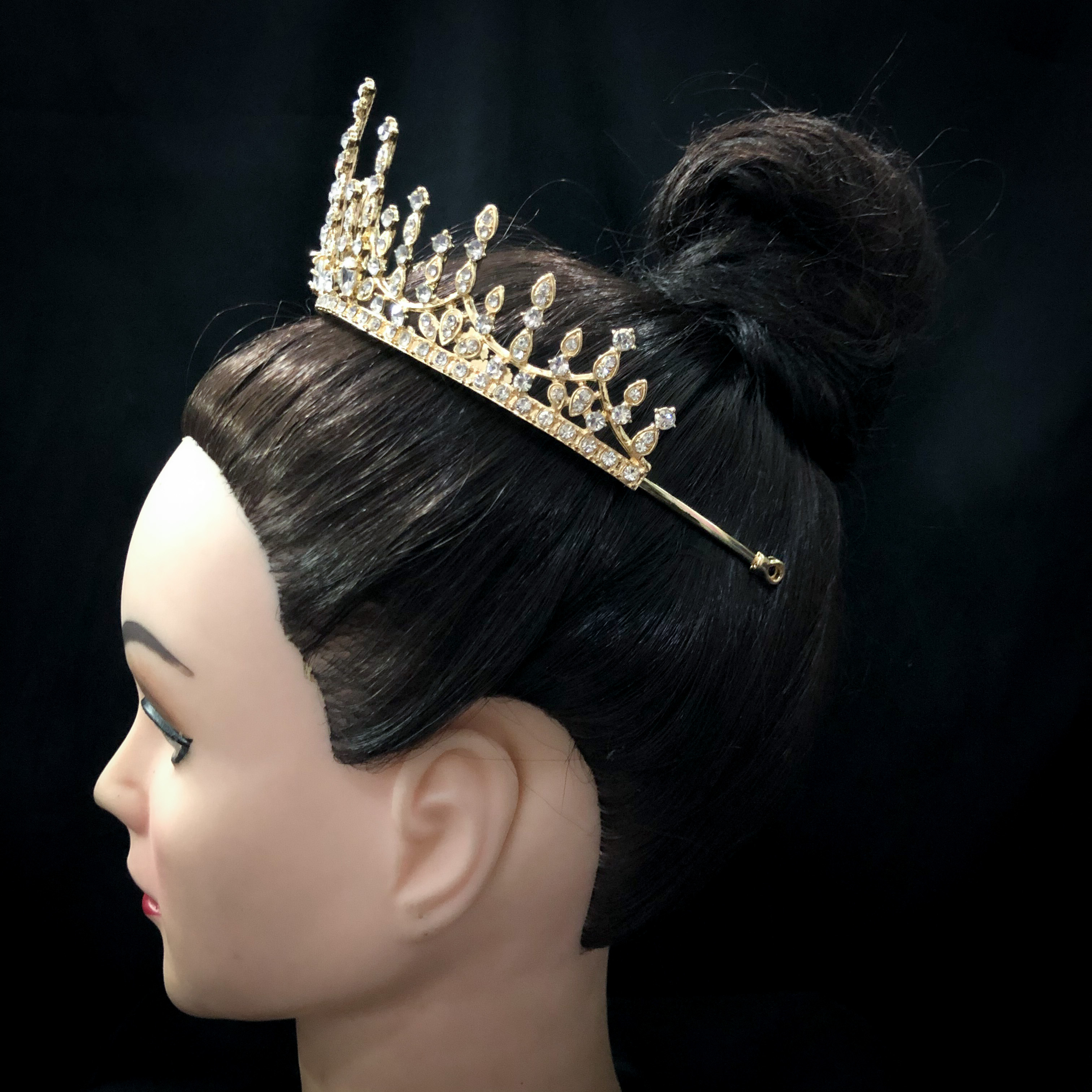 (พร้อมส่ง) เทียร่า 261 สีทอง มงกุฎนางงาม มงกุฎประกวด เทียร่าเจ้าสาว งานสวย ปราณีต QCเพชรทุกเม็ด สินค้าพร้อมส่งจากไทย