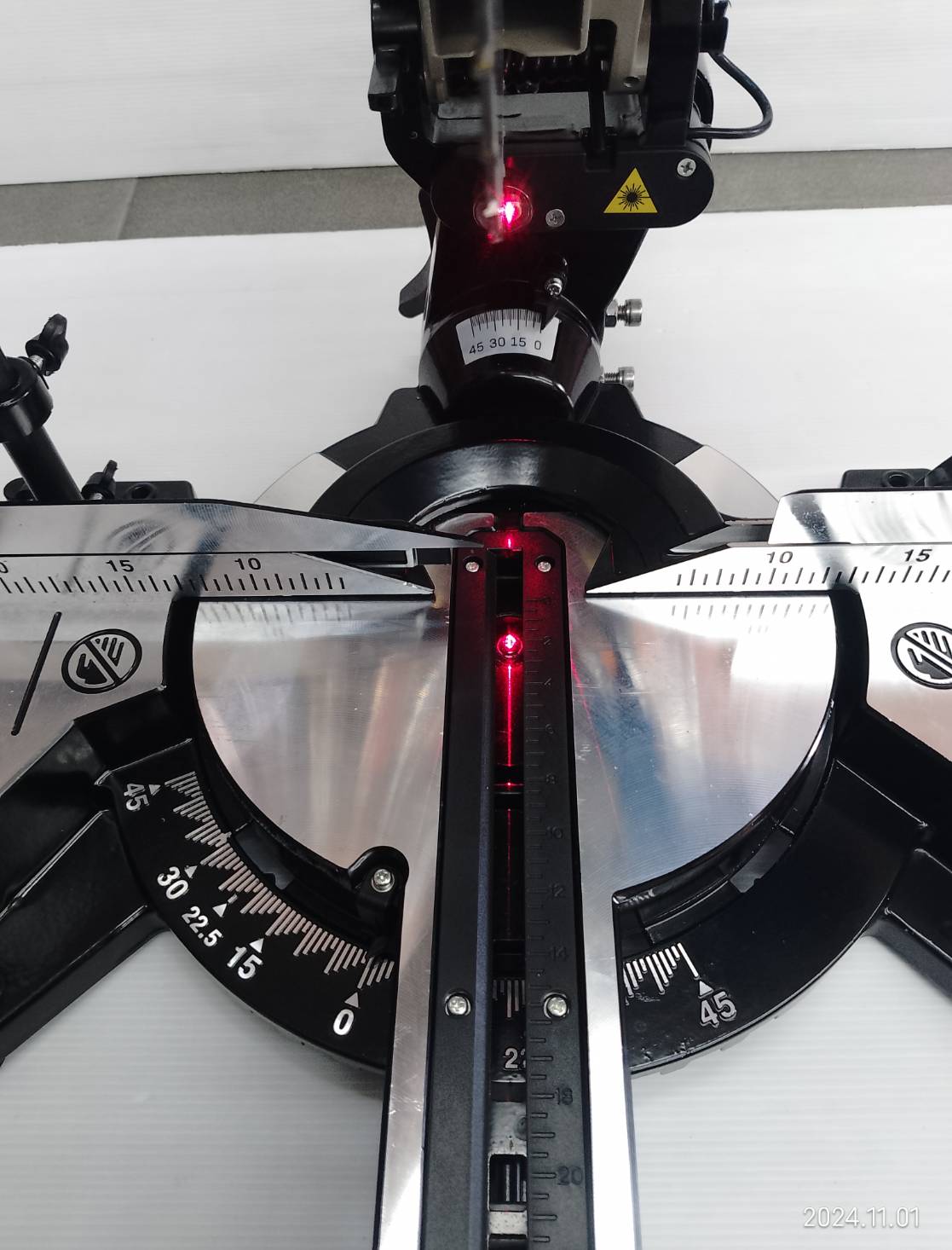 แท่นตัดองศา10" 23-005-003 MIXPRO สไลด์ได้ มีเลเซอร์นำตัด