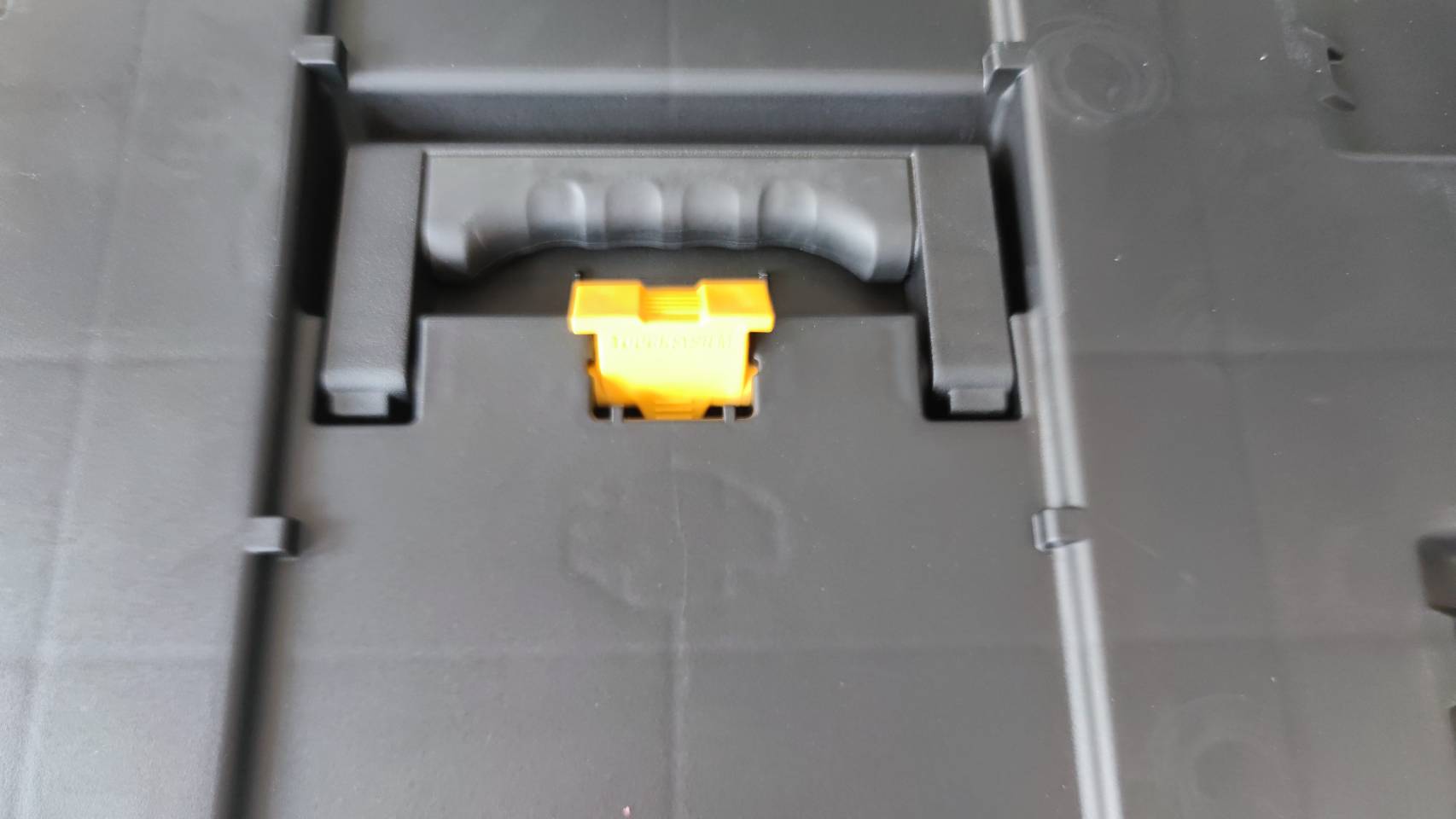 กล่องใส่เครื่องมือ+ถาด DWST83294-1 DEWALT TOUGHSYSTEM2.0