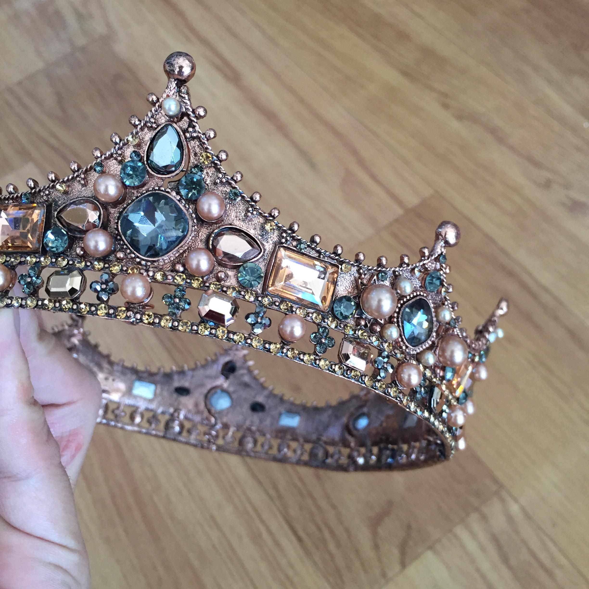 (พร้อมส่ง) มงกุฏผู้ชาย 035 สีน้ำตาลวินเทจ มงกุฎผู้ชาย มงกุฎเจ้าชาย งานสวย ปราณีต QCเพชรทุกเม็ด