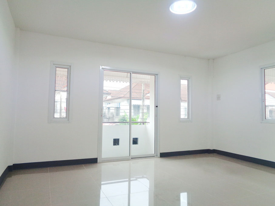 🚩 H1282 ขายทาวน์เฮ้าส์ รีโนเวท 26.1 ตารางวา หมู่บ้านเคซี รามอินทรา1 ซอยหทัยราษฎร์39 ใกล้สวนสัตว์เปิดซาฟารีเวิลด์ ใกล้วัดแป้นทอง 2.25 ล้าน ฟรีค่าโอน