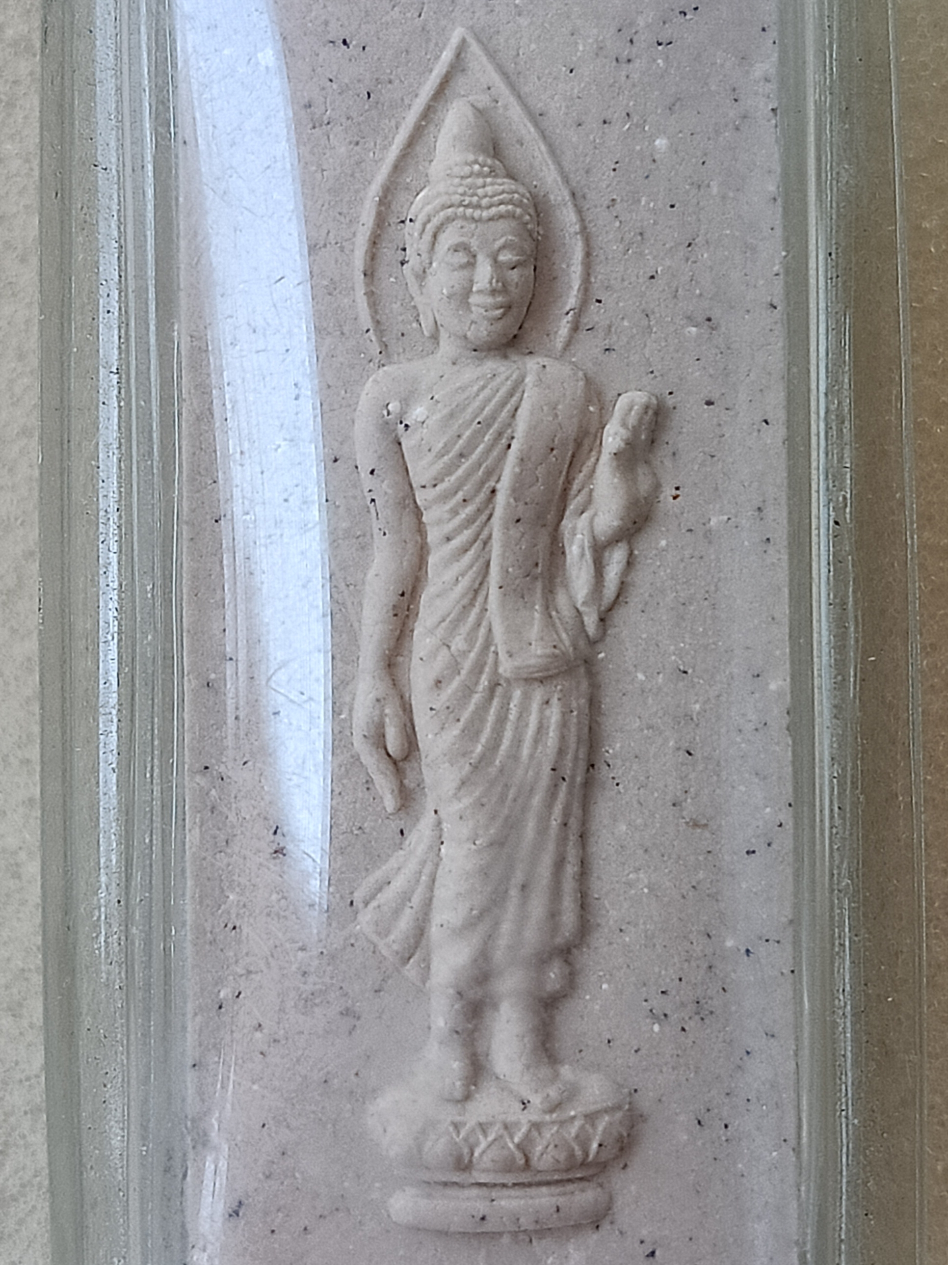 พระผงกระดูกผี หลวงพ่อฮก วัดท่าข้าม ย้อนยุค มวลสารเก่ารุ่นแรกเป็นส่วนผสมหลัก พระที่มีประสบการณ์ความเฮี้ยนแรงสุดๆ