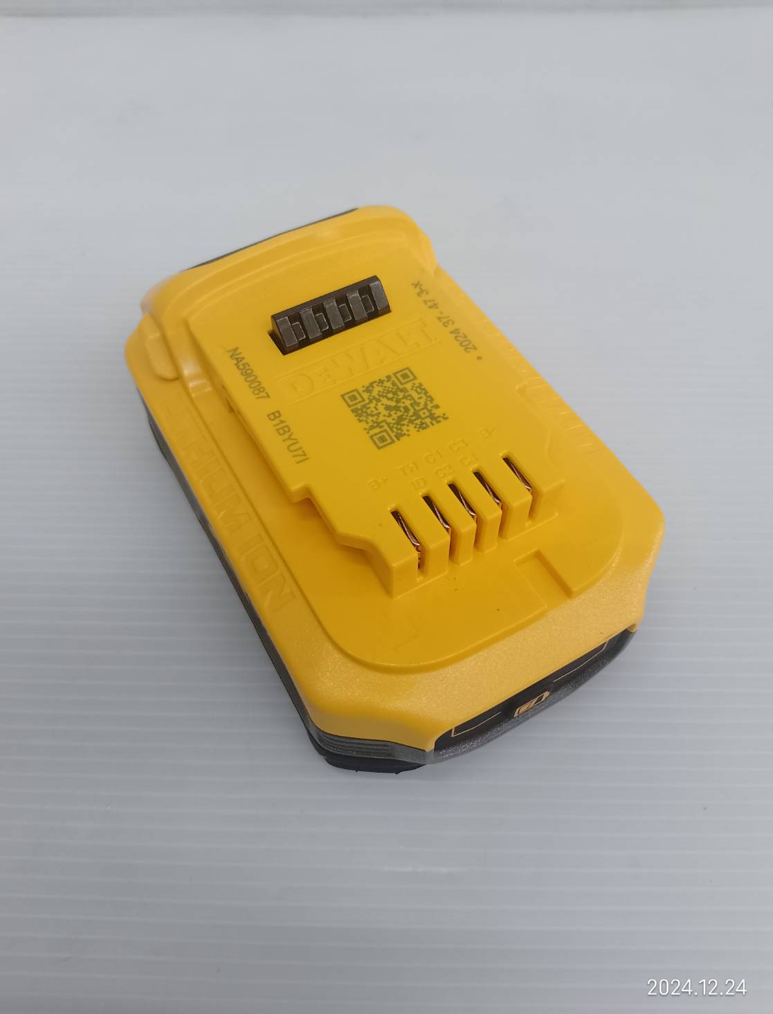 DEWALT แบตเตอรี่ Powerstack 20V / 3.5Ah DCBP320-B1