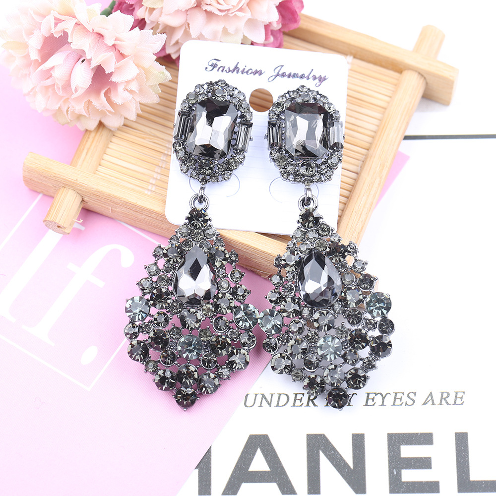 (พร้อมส่ง) ต่างหู 158 (เข็ม) สีดำ