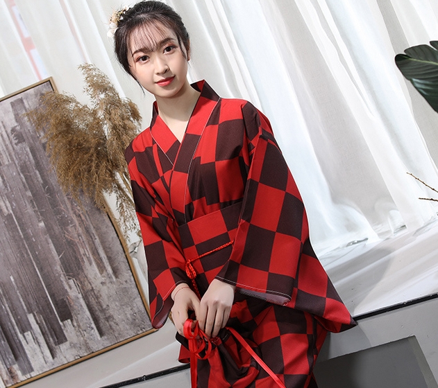 ชุดกิโมโน