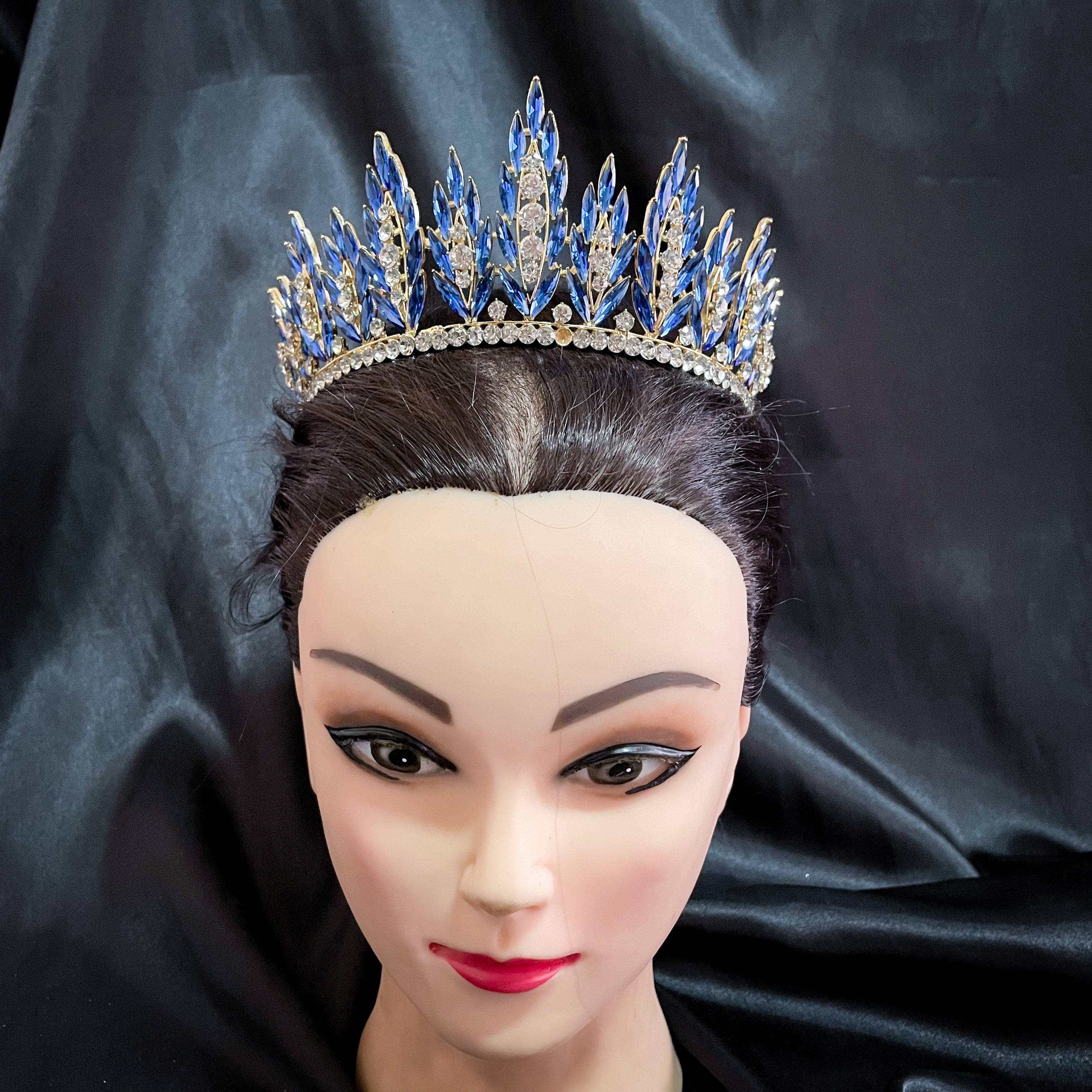 (พร้อมส่ง) เทียร่า 320 สีน้ำเงิน มงกุฎนางงาม มงกุฎเจ้าหญิง งานสวย ปราณีต QCเพชรทุกเม็ด สินค้าพร้อมส่งจากไทย