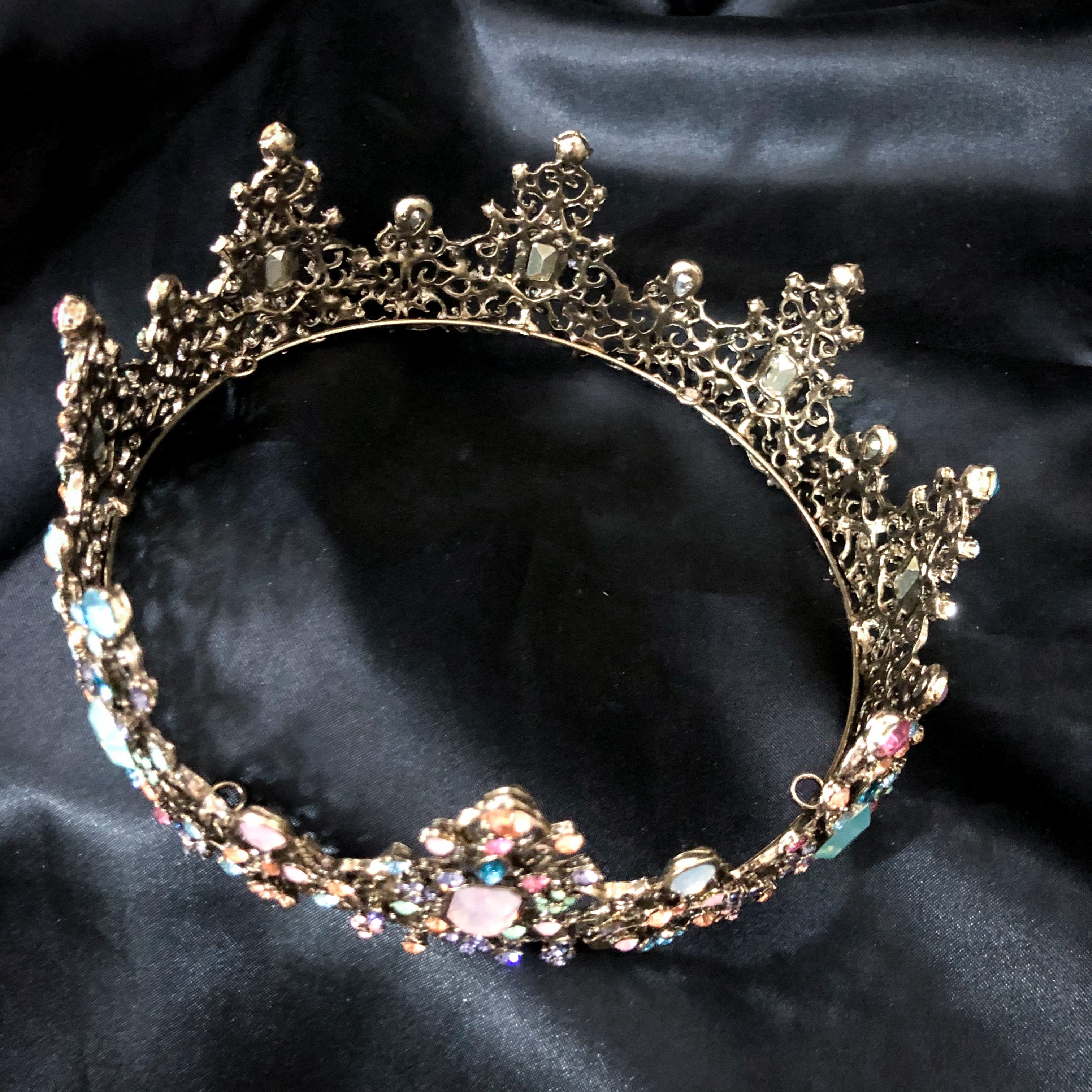 (พร้อมส่ง) มงกุฏ 066 สีวินเทจ มงกุฎนางงาม มงกุฎเจ้าชาย มงกุฎสไตล์วินเทจ งานสวย QCเพชรทุกเม็ดไมมีหลุด