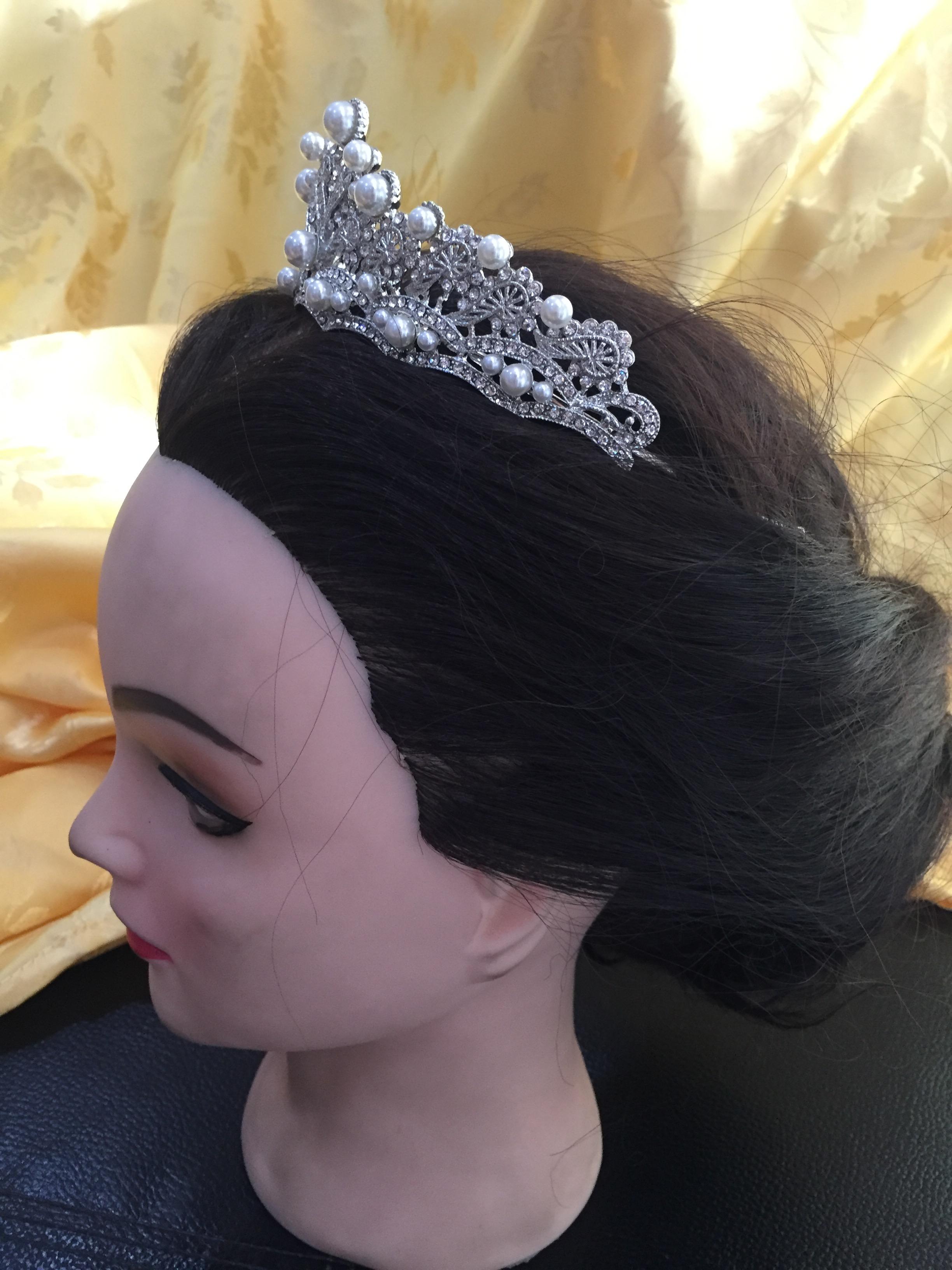 (พร้อมส่ง) เทียร่า 147 มุก