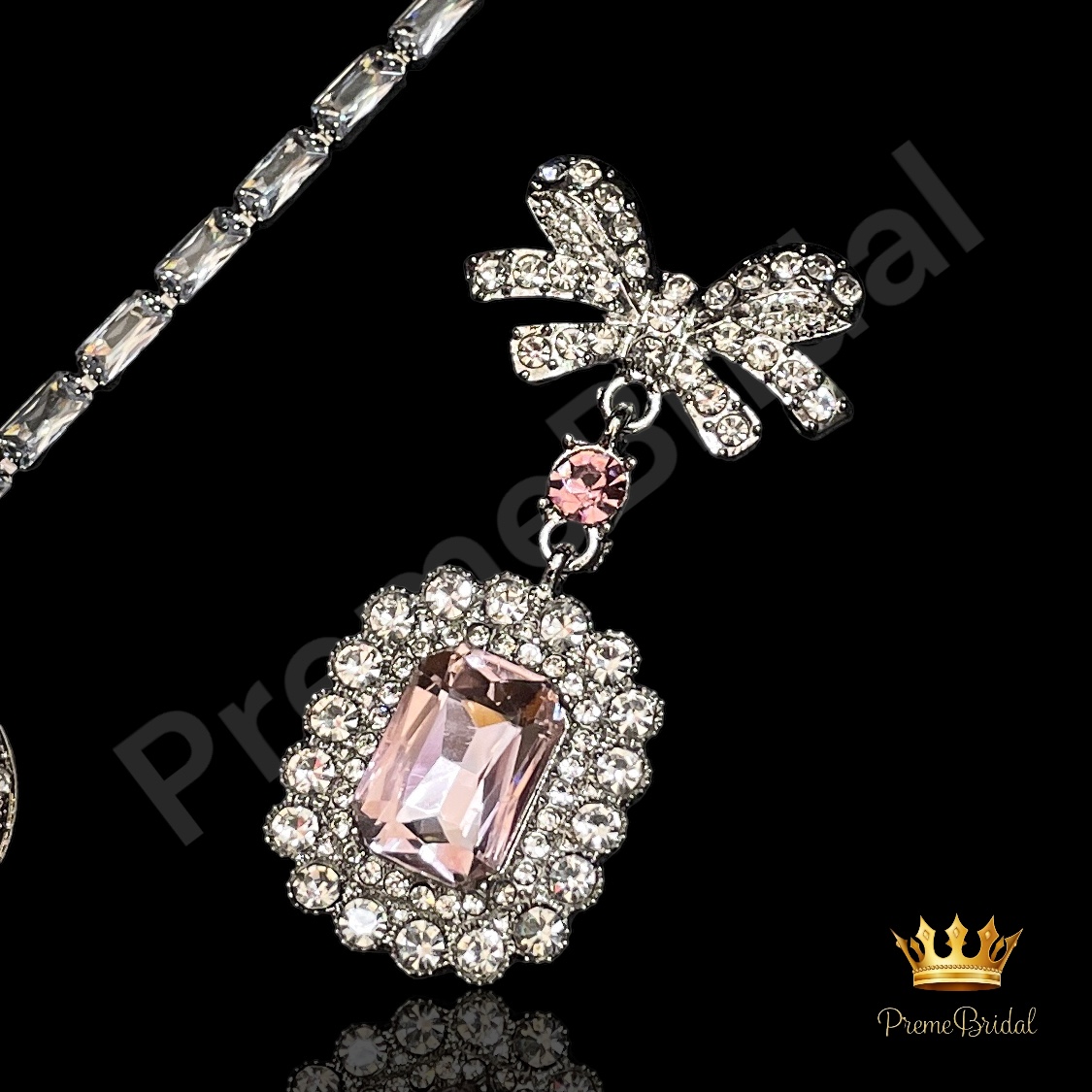 (พร้อมส่ง) สร้อยคอเพชร+ต่างหูแบบเข็ม 015 ใส่ออกงาน สวยหรูดูแพง โบว์สีชมพูหวานมาก