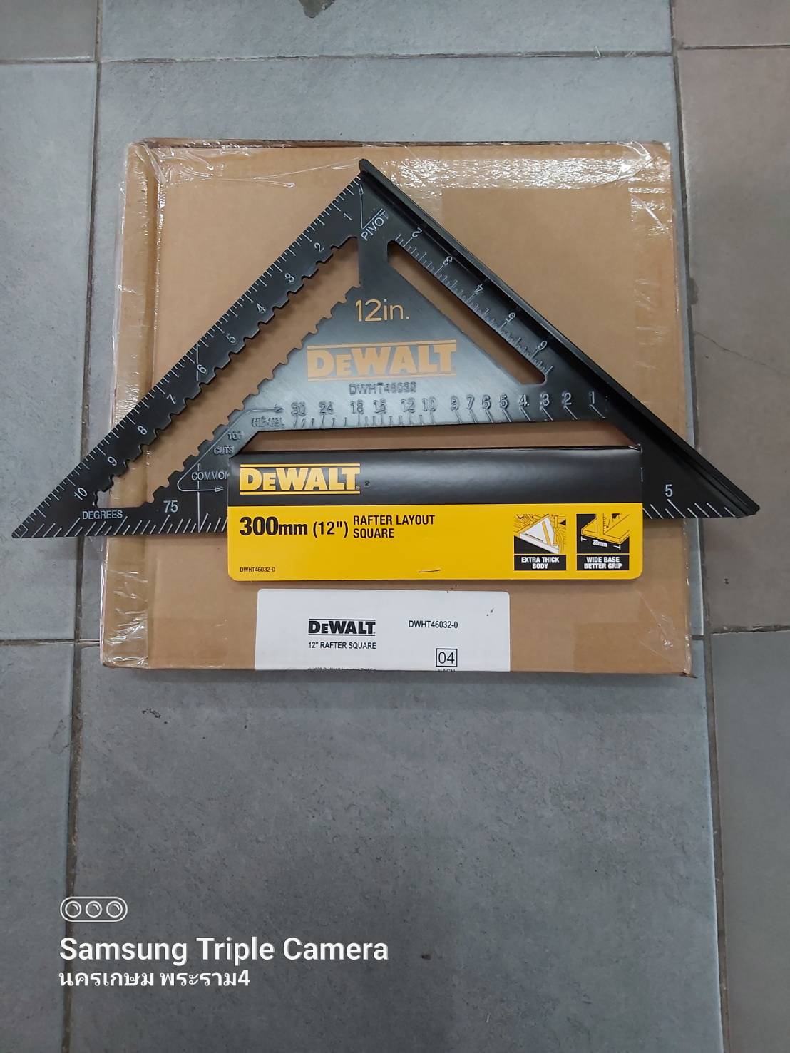 ฉากวัดสามเหลี่ยม12" DWHT46032-0 DEWALT