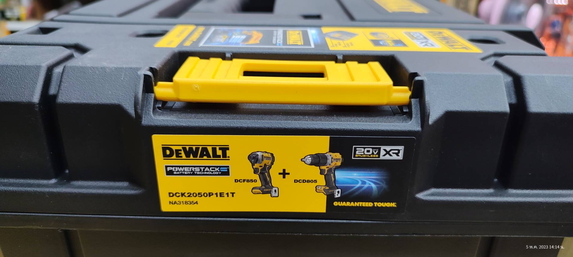 คอมโบ้ชุดสว่านไร้สาย20V (DCD805+DCF850) DCK2050P1E1T DEWALT