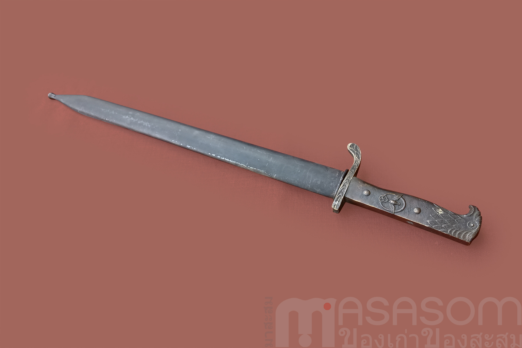 มีดดาบสั้นด้ามหัวนกอินทรี