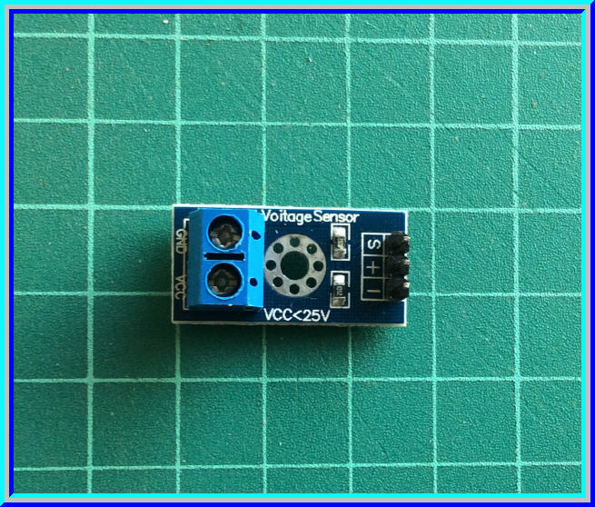 1x เซ็นเซอร์วัดแรงดัน DC 0-25V เป็น 0-5Vdc (DC Voltage Sensor)