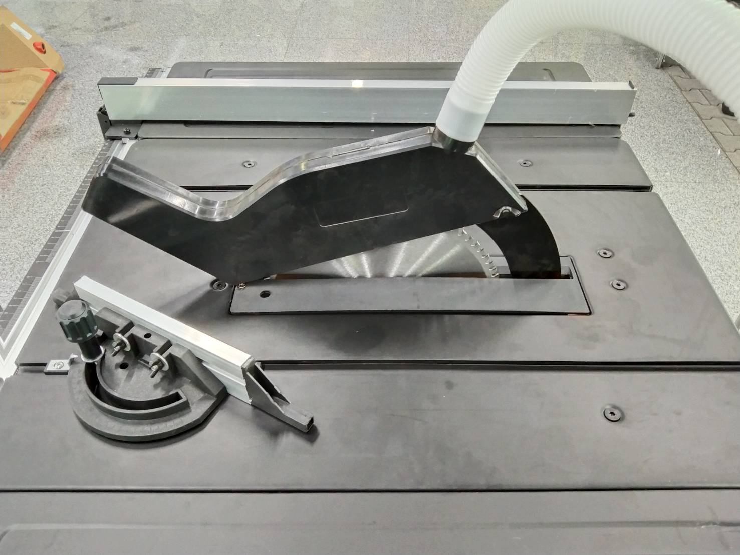 โต๊ะเลื่อยวงเดือน10" TS10SL POLO