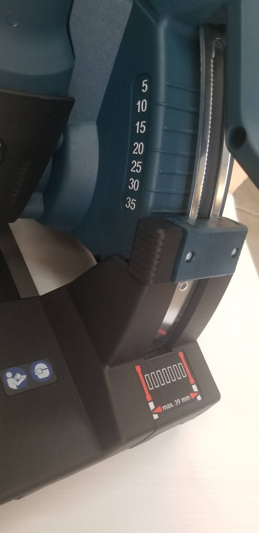 เครื่องเซาะร่องคอนกรีต6" GNF35CA BOSCH 0601621703