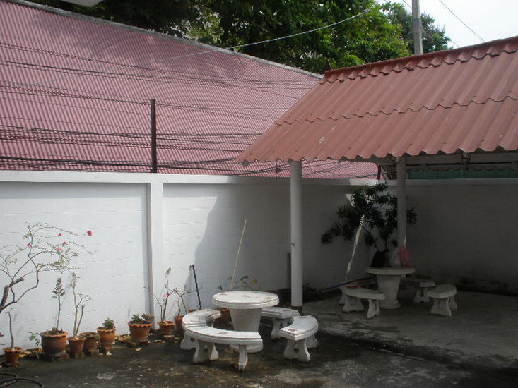 🚩H588 vายที่ดินพร้อมสิ่งปลูกสร้าง 194 ตร.วา อยู่ติดกับมหาวิทยาลัยธุรกิจบัณฑิต ถนนประชาชื่น พร้อมทาวน์เฮ้าส์ 3ชั้น 3หลัง เหมาะทำธุรกิจ