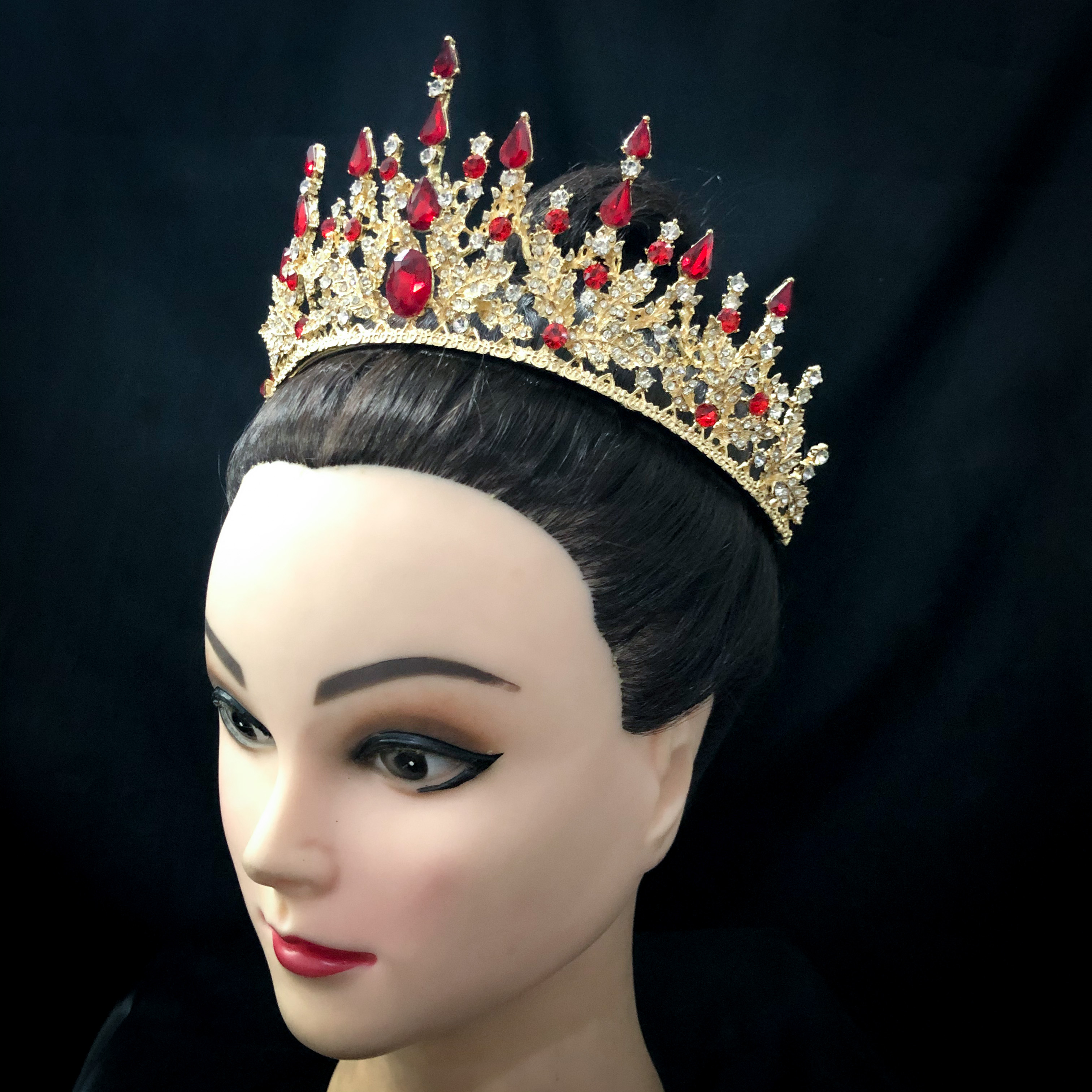 (พร้อมส่ง) เทียร่า 260 สีแดง