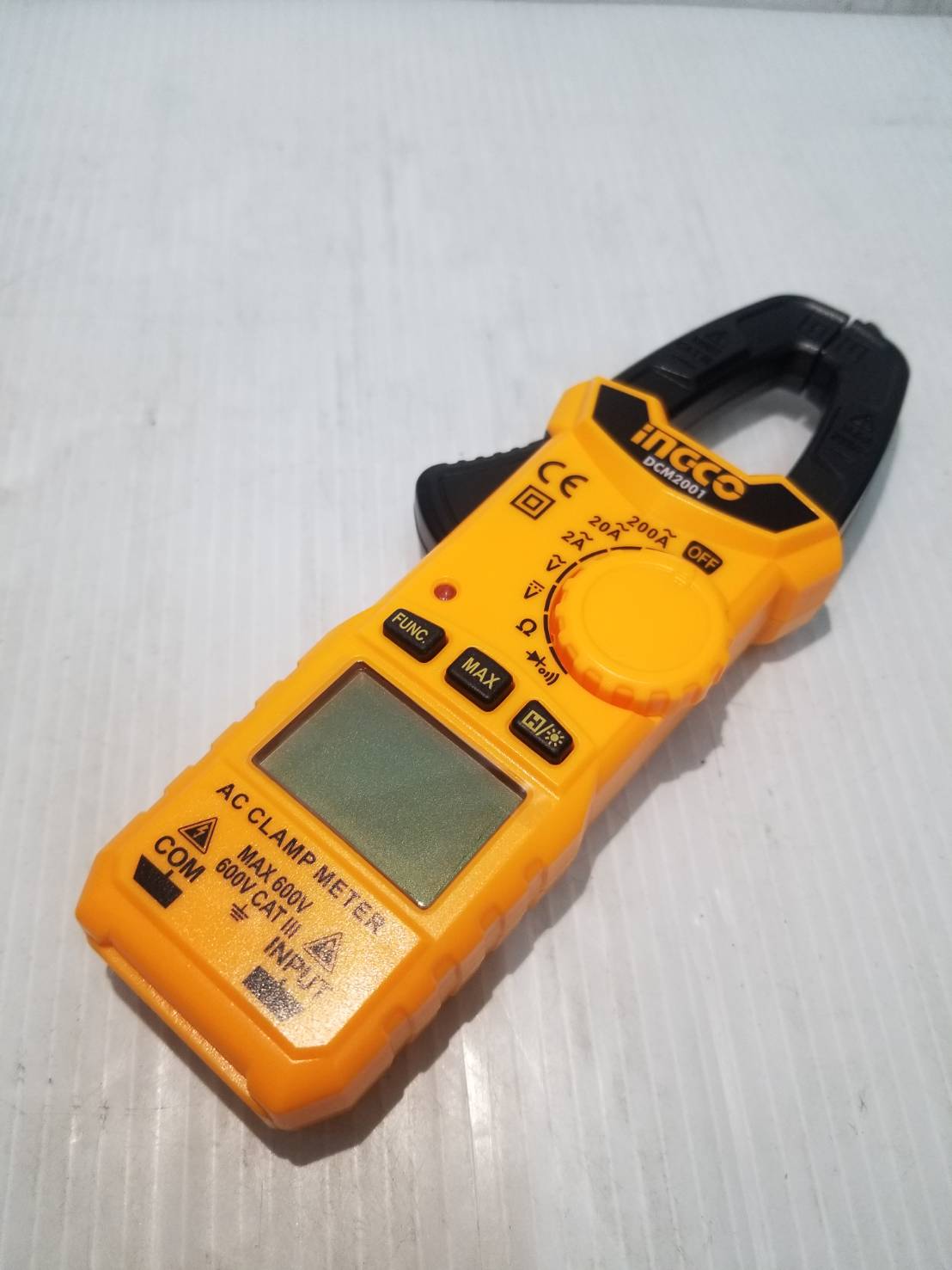 แคลมป์มิเตอร์ดิจิตอล AC รุ่น DCM2001 INGCO