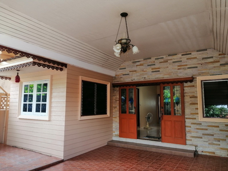 H1105บ้านแฝด 33.3ตร.วา ม.นันทวัน8 ติดถนนเลียบวารีซอย67 เขตหนองจอก ต่อเติมเป็น 2 ชั้น 3นอน 2น้ำ บ้านรีโนเวทแล้ว สภาพใหม่