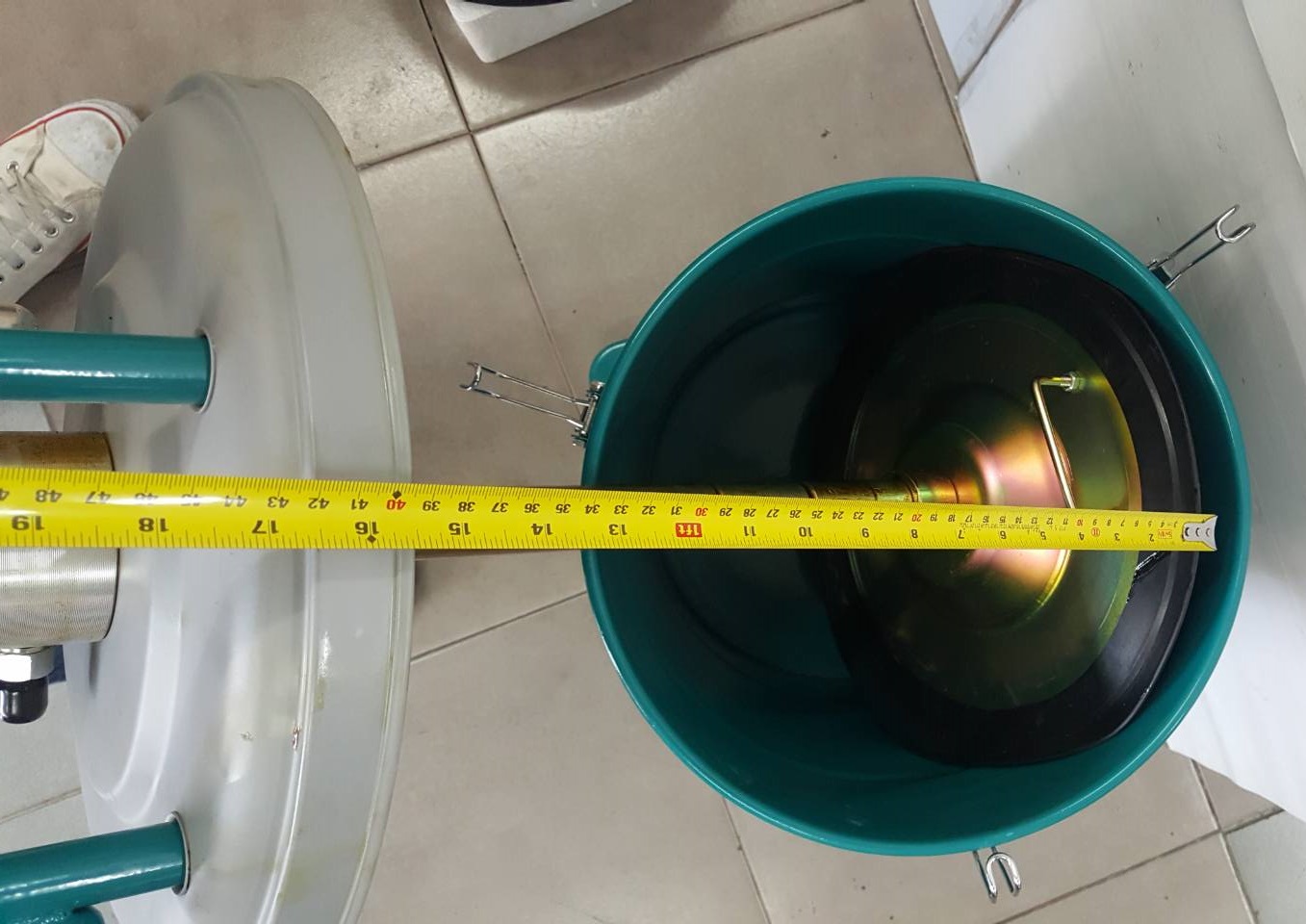 ถังอัดจารบี30ลิตร THT118302 TOTAL