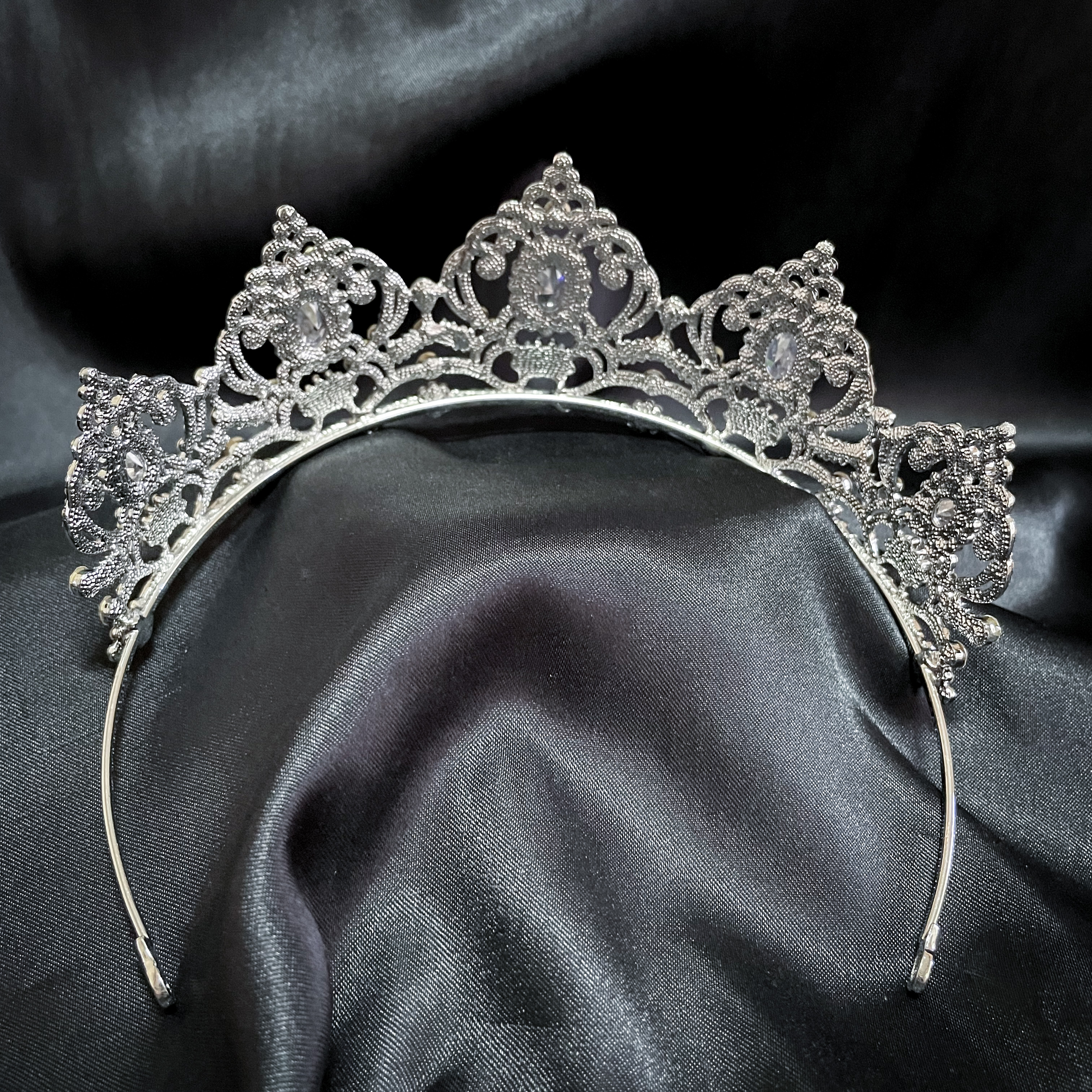 (พร้อมส่ง) เทียร่า 312 สีเงิน มงกุฎนางงาม งานสวย ปราณีต QCเพชรทุกเม็ด สินค้าพร้อมส่งจากไทย