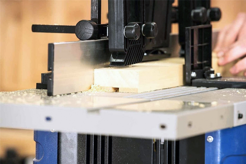 โต๊ะเร้าเตอร์พร้อมมอเตอร์ HF60 SCHEPPACH