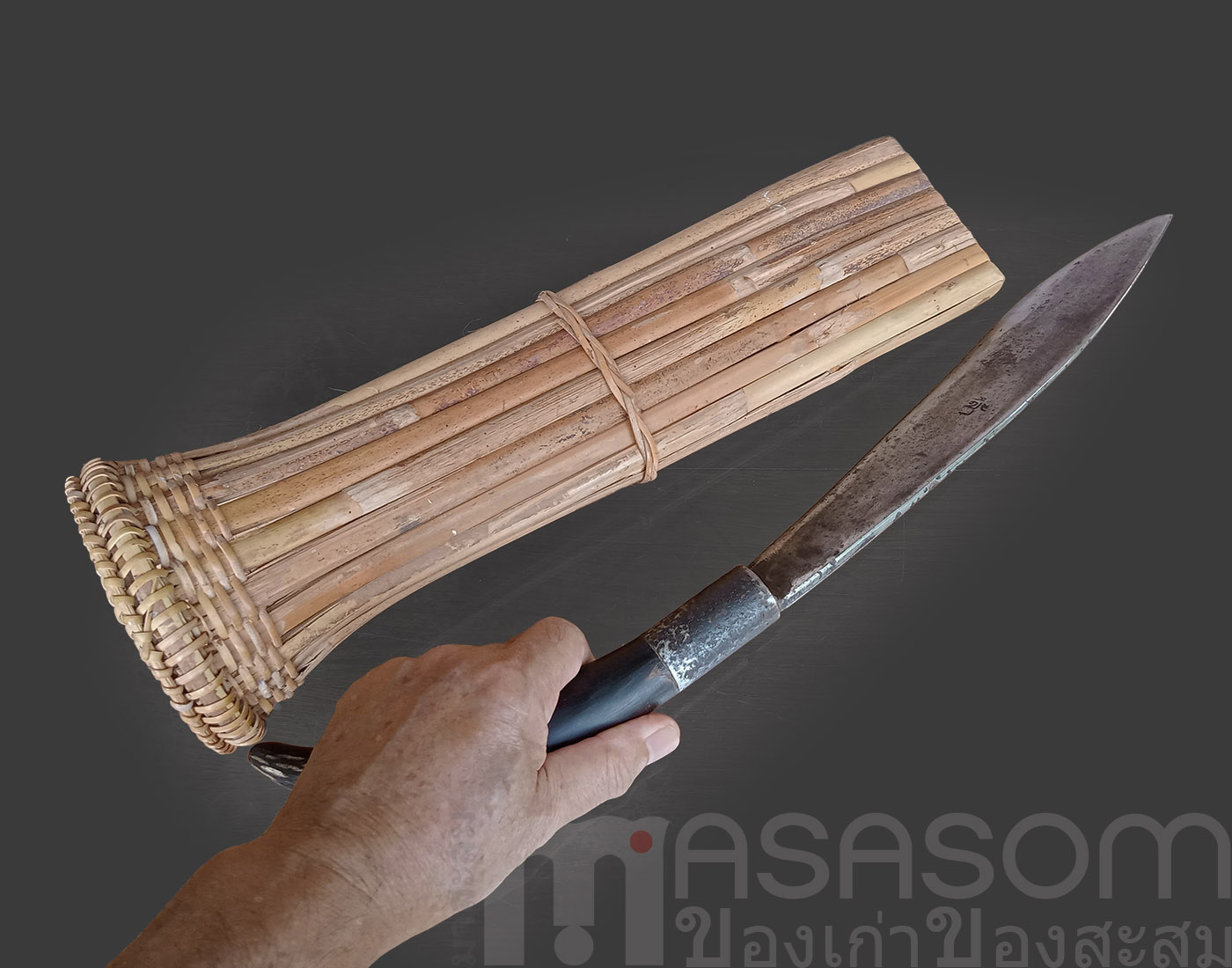 มีดเหน็บเก่าด้ามเขาสัตว์
