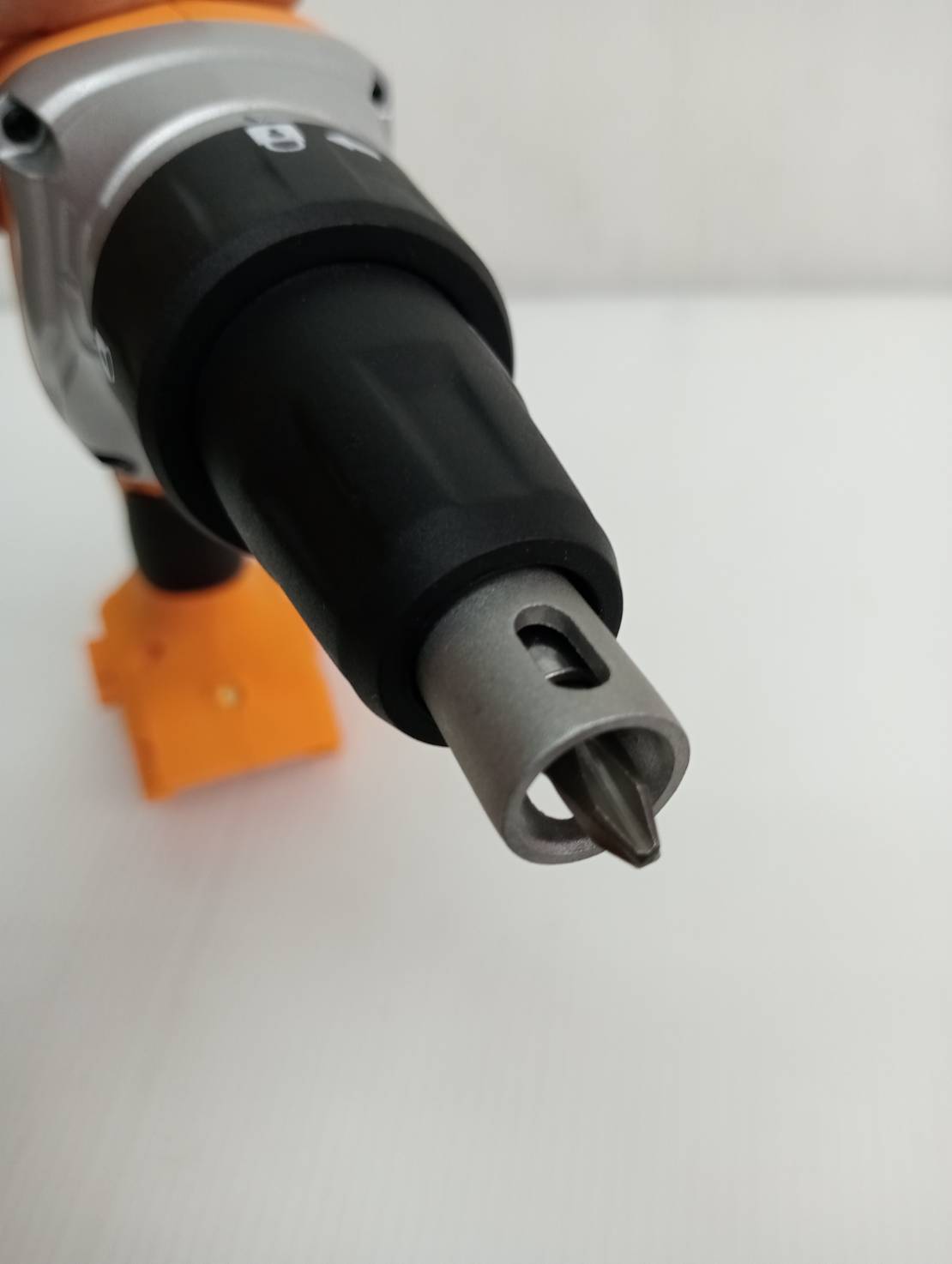 เครื่องขันสกรู20V Brushless CDSLI2042006 INGCO