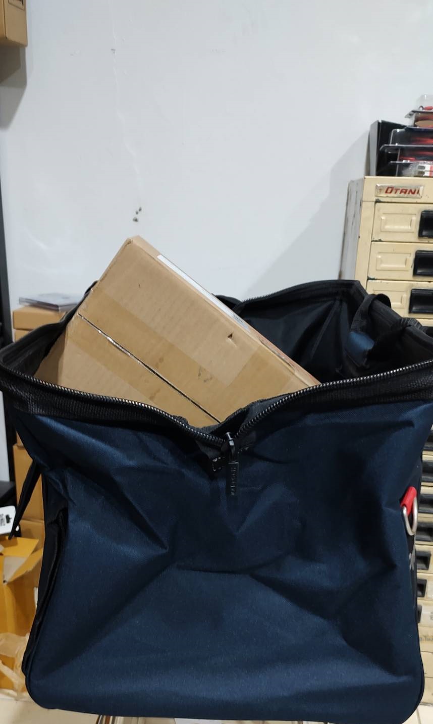 กระเป๋าเครื่องมือช่างแบบหิ้ว-สะพาย 27นิ้ว Tool bag BOSCH #1600A003BK