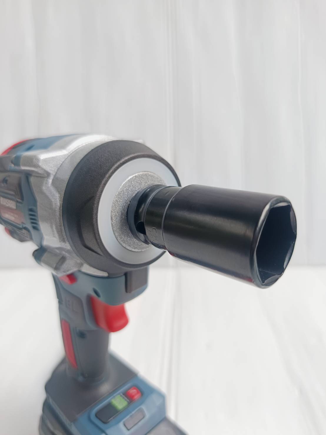 MASARU บล็อกไฟฟ้า รุ่น SCDW-230 แรงบิด 800 N.m 4 หุน แบตเตอรี่ลิเธียม ประกันสินค้า 1 ปี