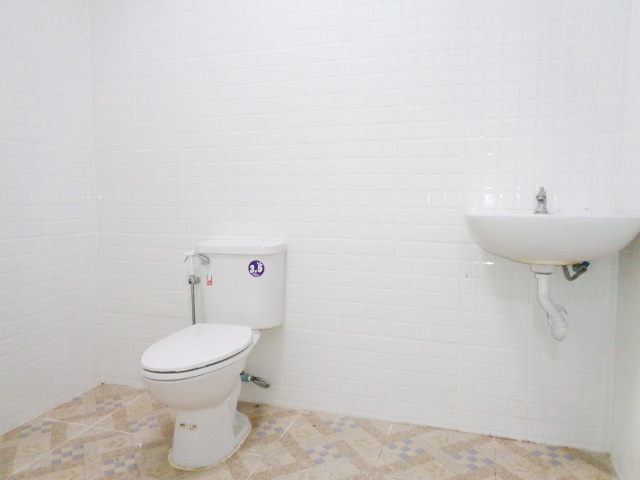 🚩H1224 ขาย/ให้เช่า ทาวน์เฮ้าส์ 16 ตารางวา หมู่บ้านเสนาวิลล่า2 ซอยคู้บอน 27 แยก52 ต่อเติมระเบียงหน้านและหลังบ้านแล้ว